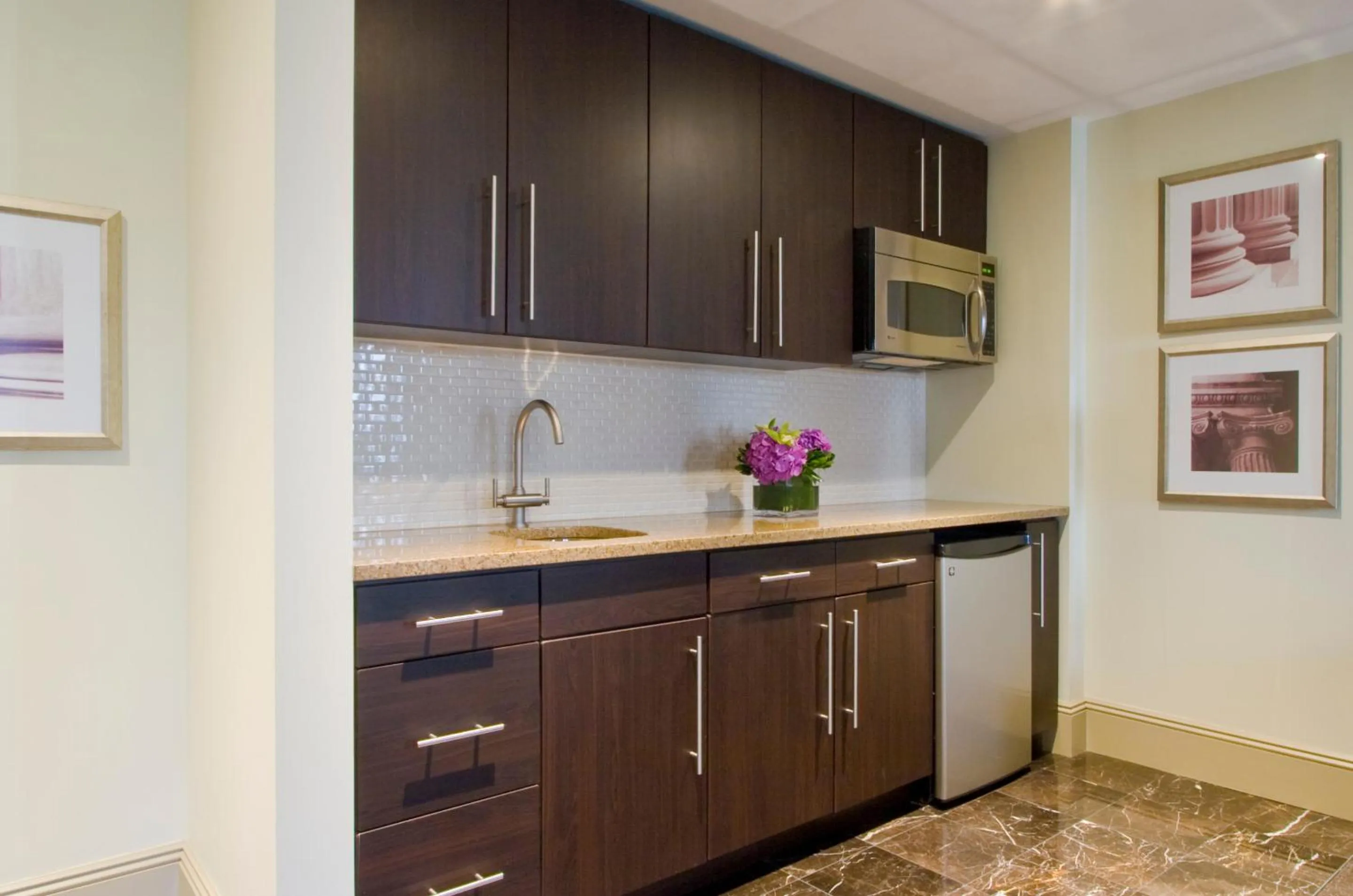 Kitchen or kitchenette in AKA Central Park