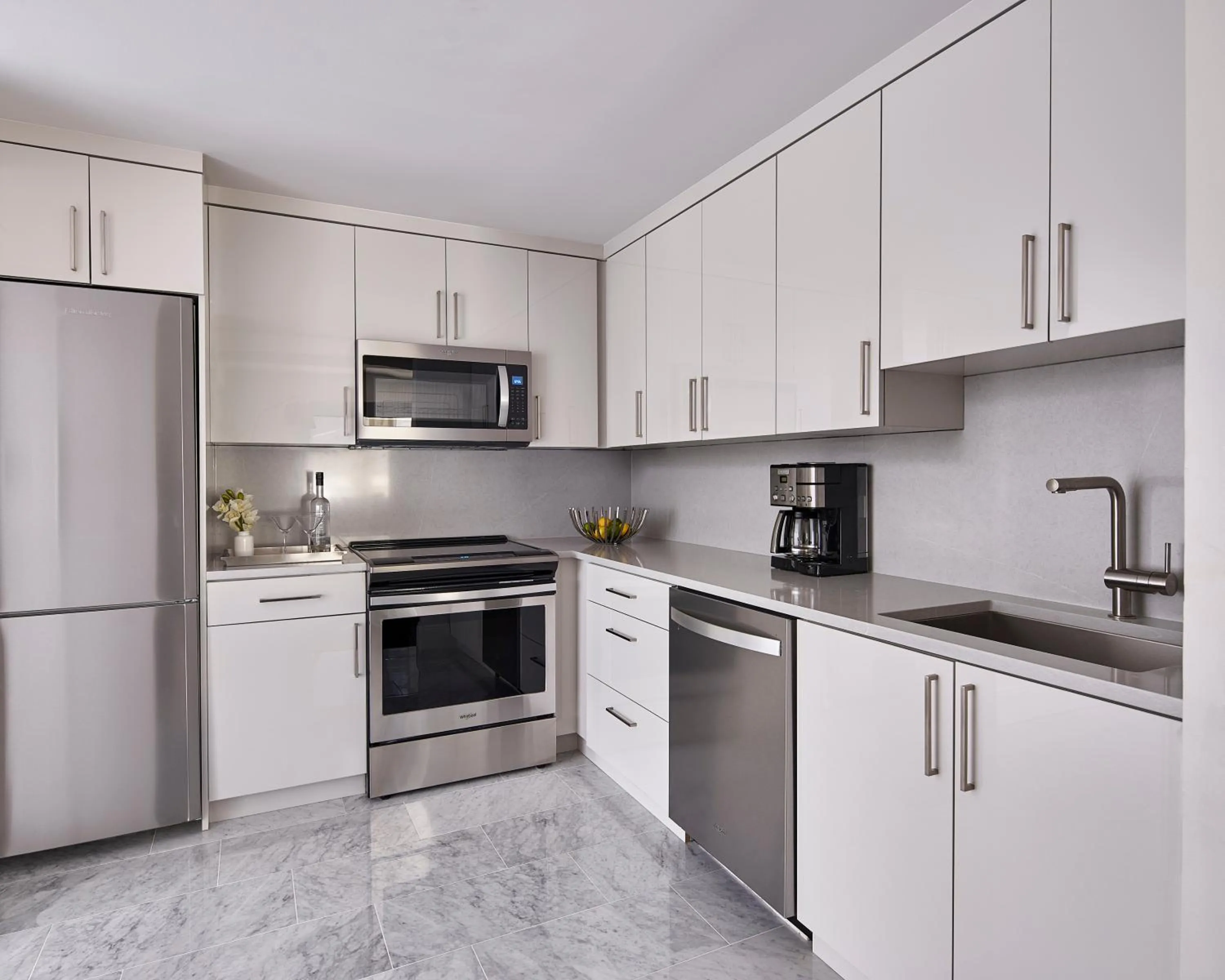 Kitchen or kitchenette in AKA Central Park