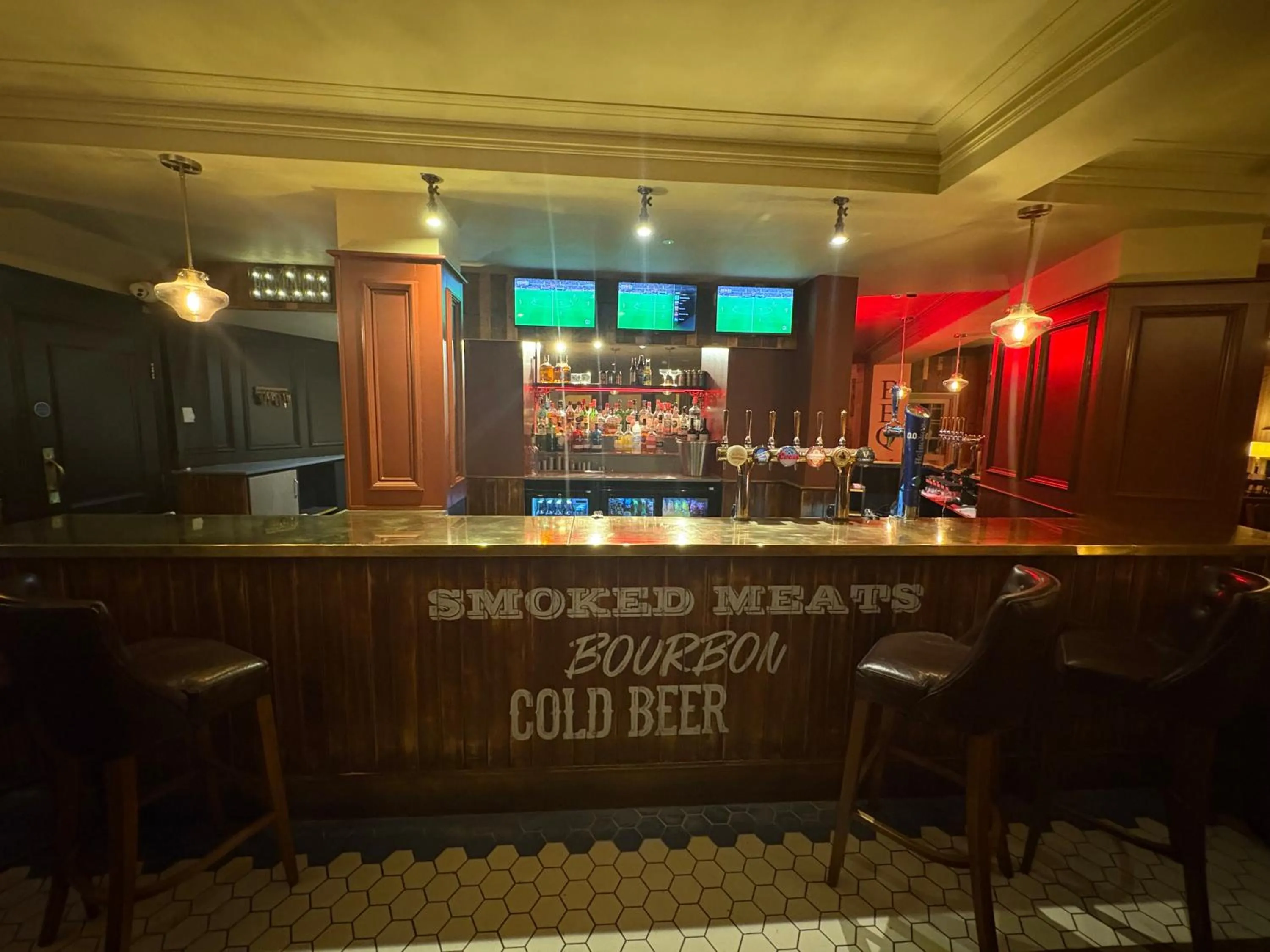 Food and drinks in The Evenlode Rooms at Firehouse Oxford