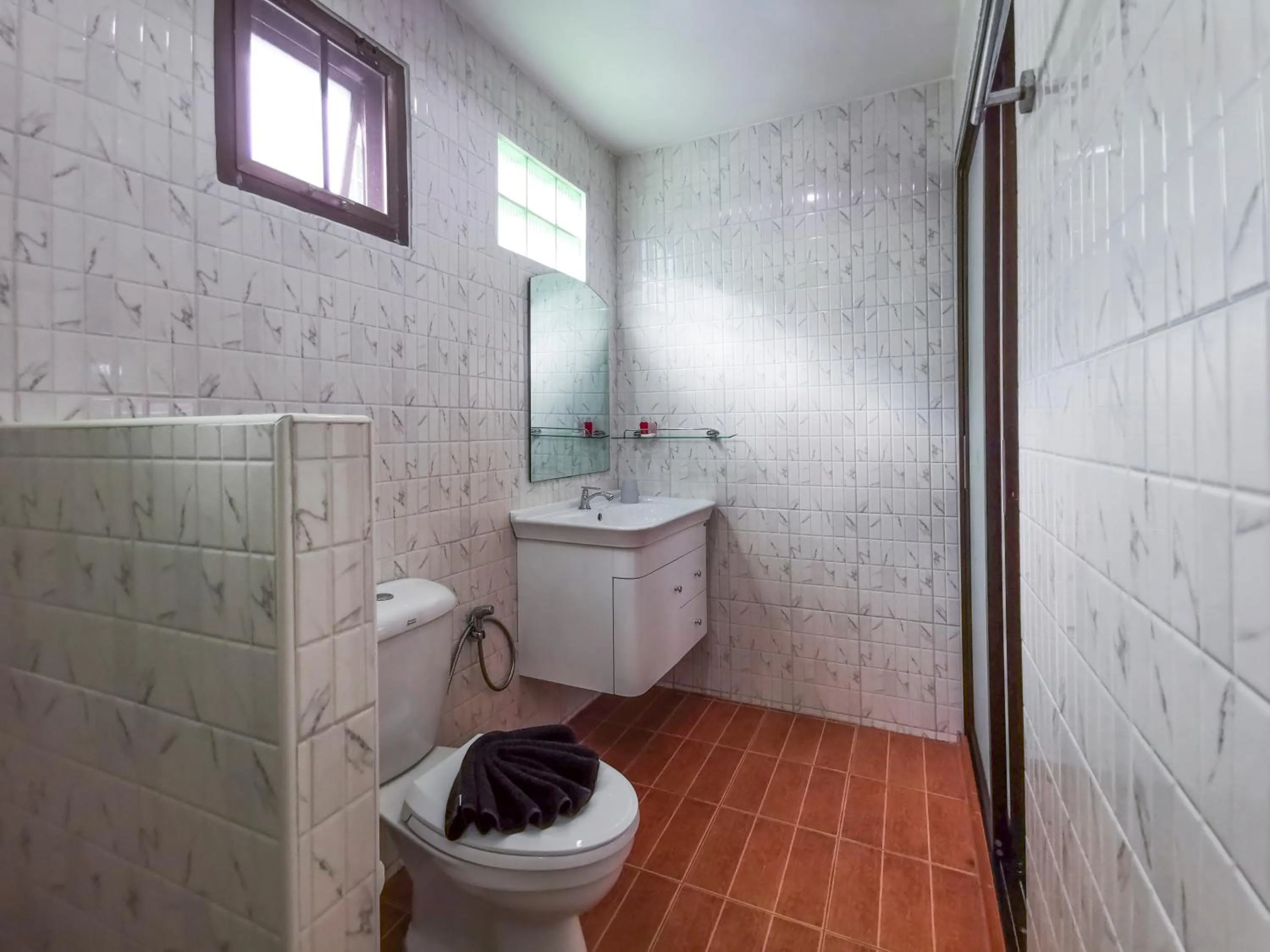 Harmony Naturist Resort Rawai Phuket 18yr minimum age only nudist nake d FKK