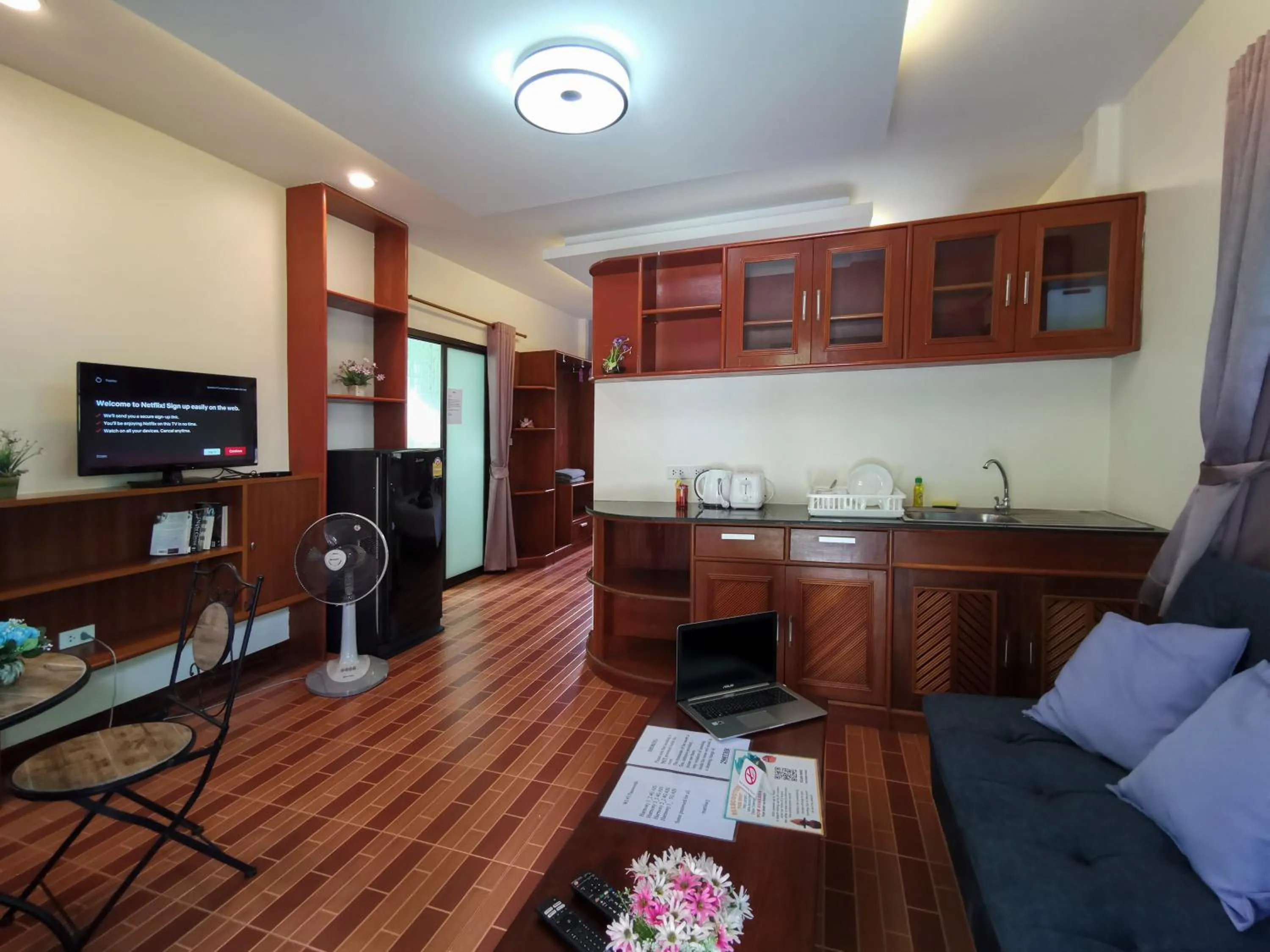 Harmony Naturist Resort Rawai Phuket 18yr minimum age only nudist nake d FKK