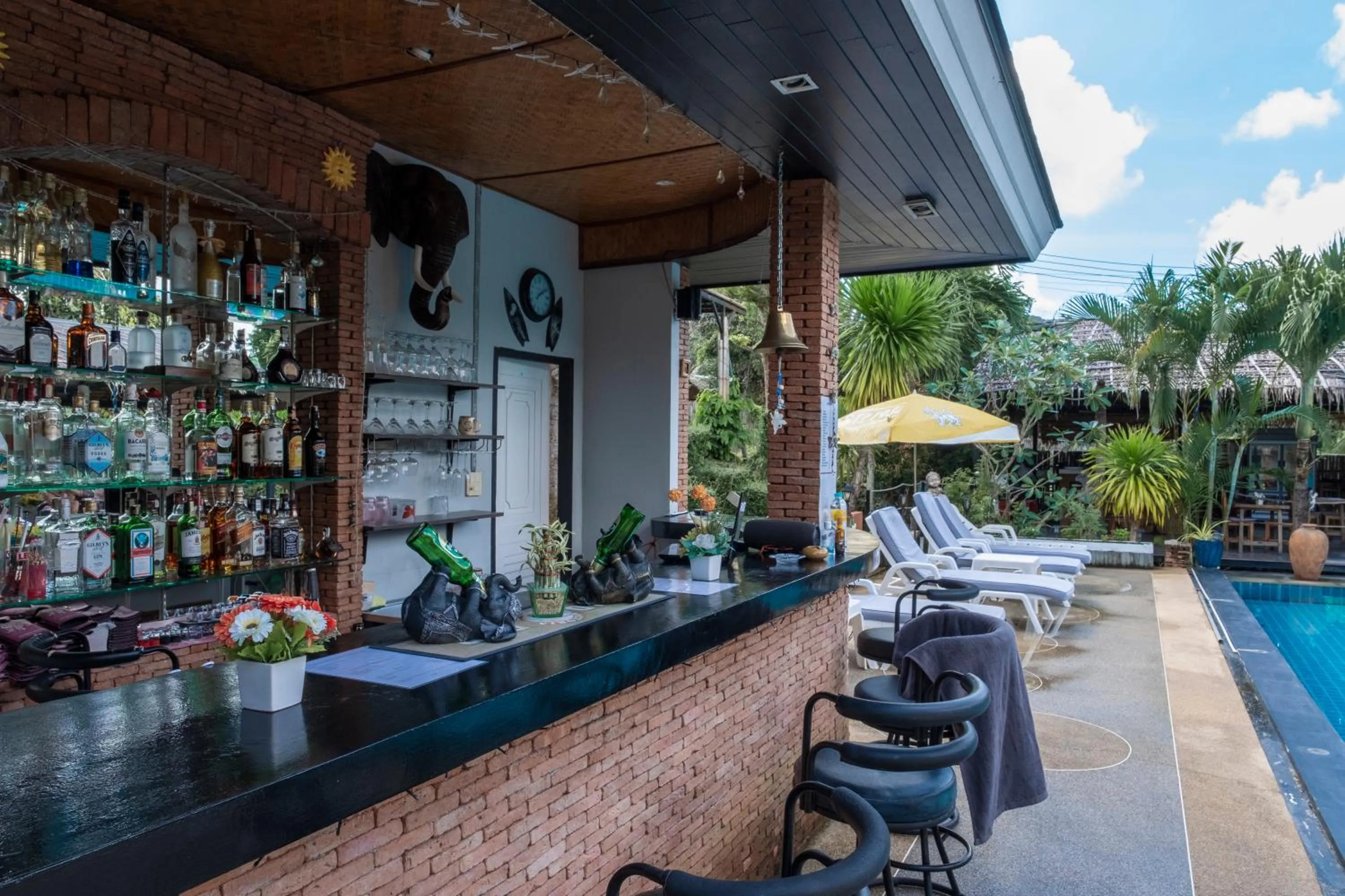 Lounge or bar in Harmony Naturist Resort Rawai Phuket 18yr minimum age only nudist nake d FKK