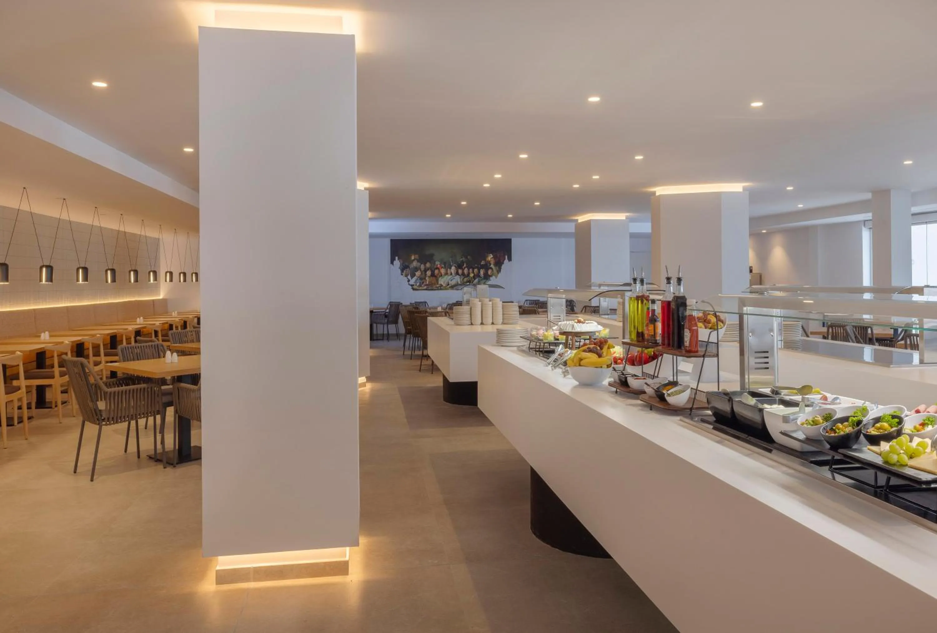 Restaurant/places to eat in HM Isabela-Adults Only