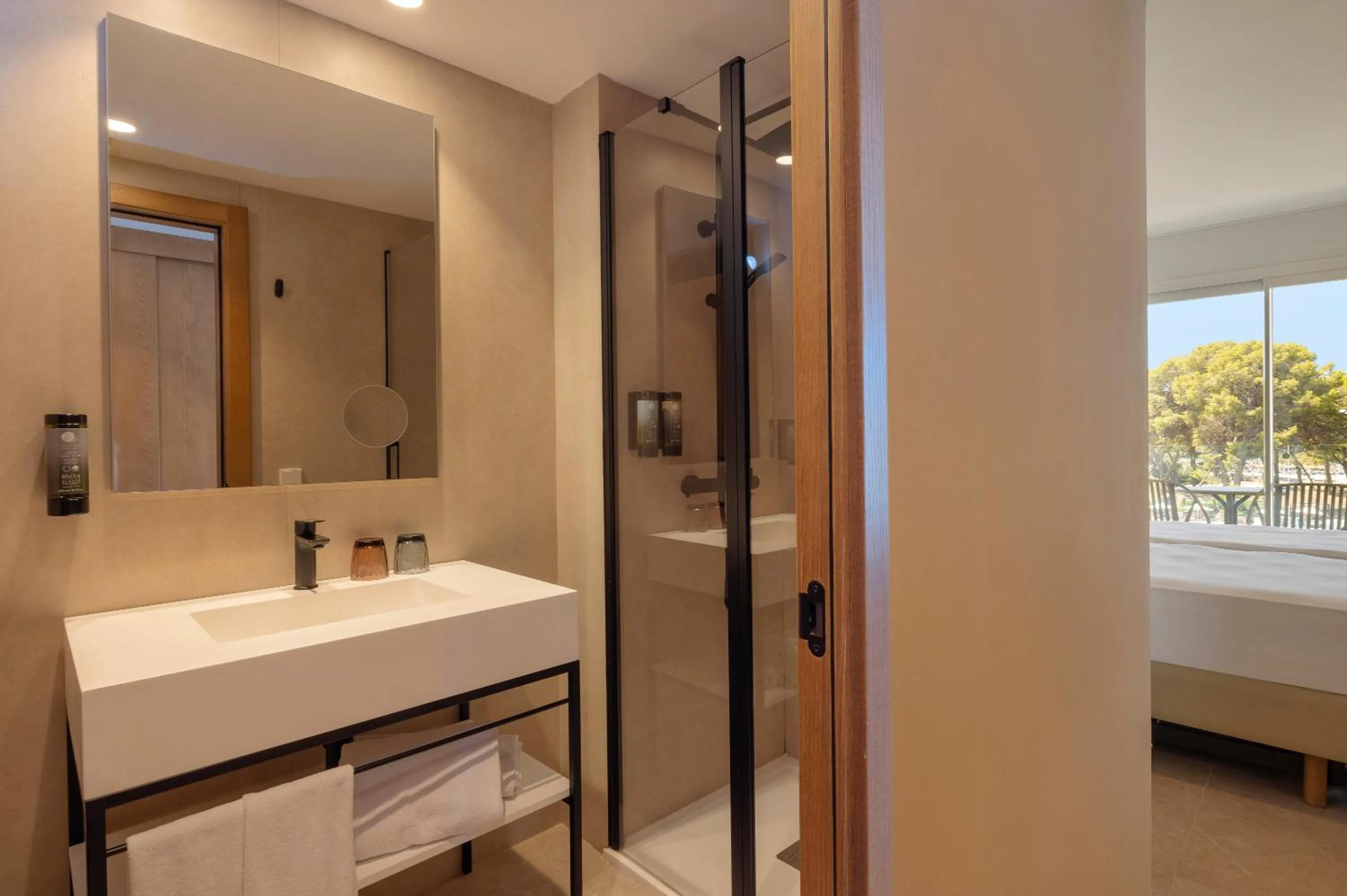 Bathroom in HM Isabela-Adults Only