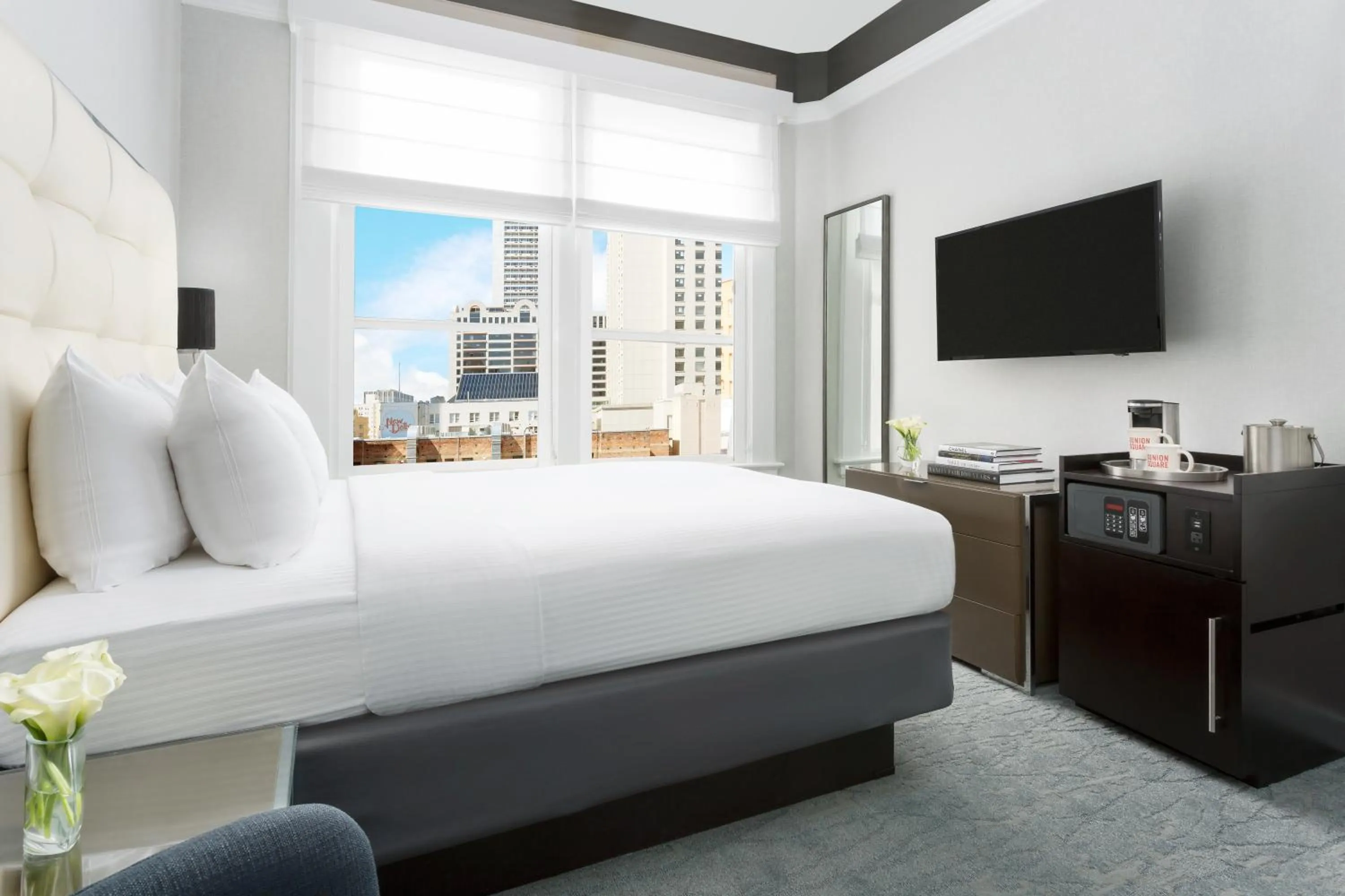 Photo of the whole room in Hotel Union Square San Francisco