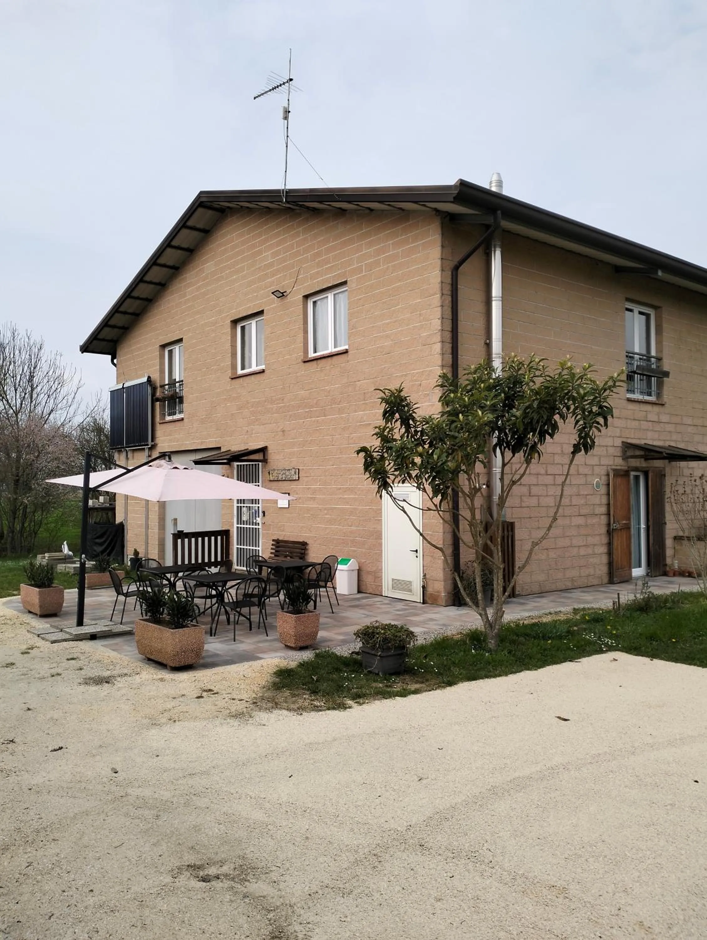 Property building in Agriturismo Campi Di Grano