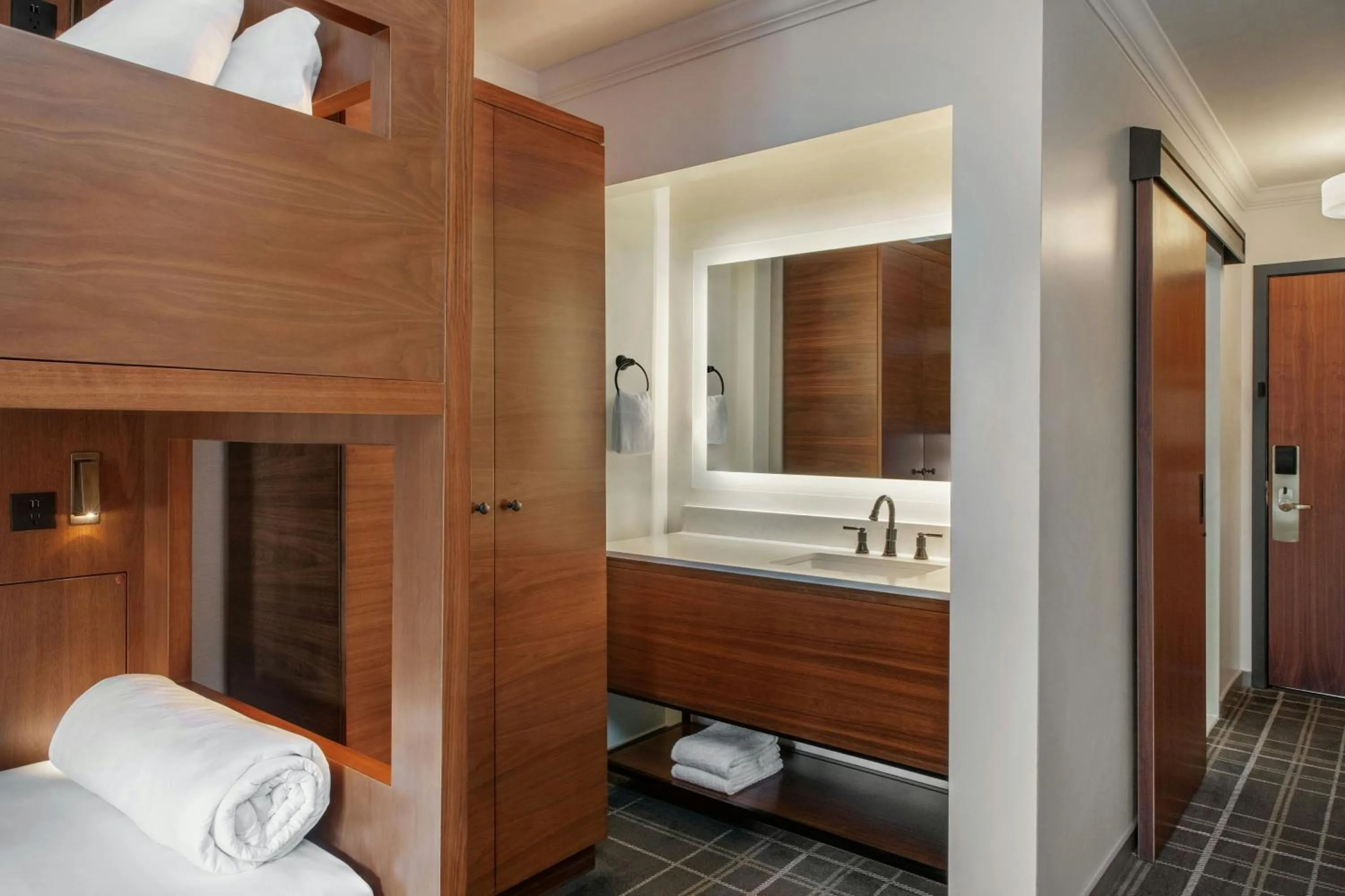 Photo of the whole room, Bed in FOUND Hotel, Santa Monica, Series by Marriott