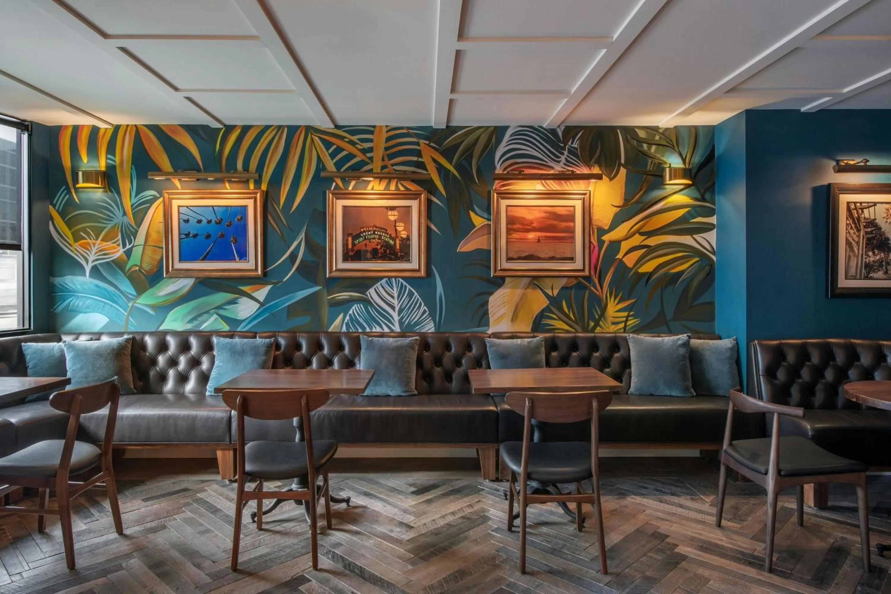 Restaurant/places to eat in FOUND Hotel, Santa Monica, Series by Marriott