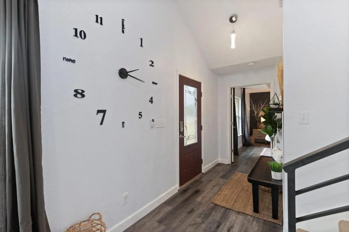 Lake LBJ 4BR Home w/ Boat Deck, Huge Yard