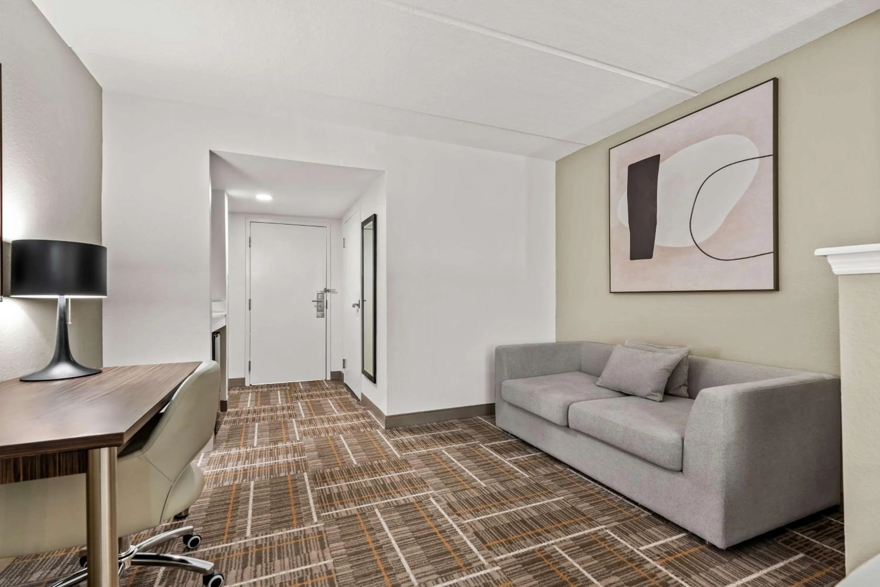 Bedroom in Best Western Airport Inn & Suites