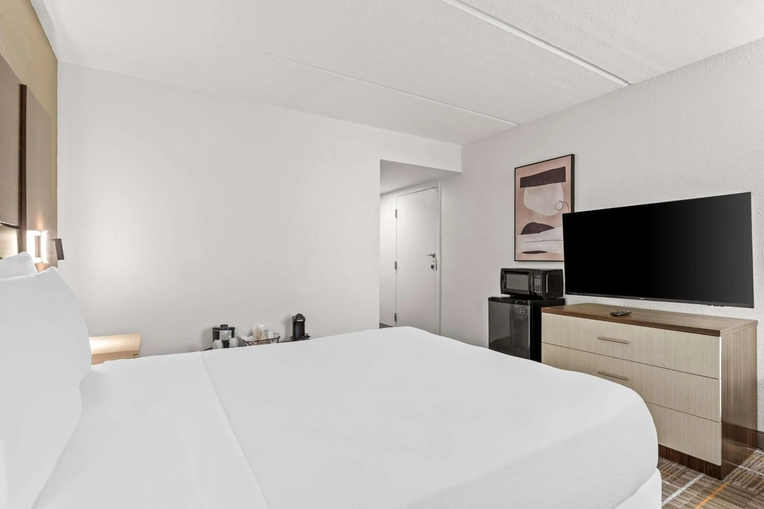 Bedroom, Bed in Best Western Airport Inn & Suites