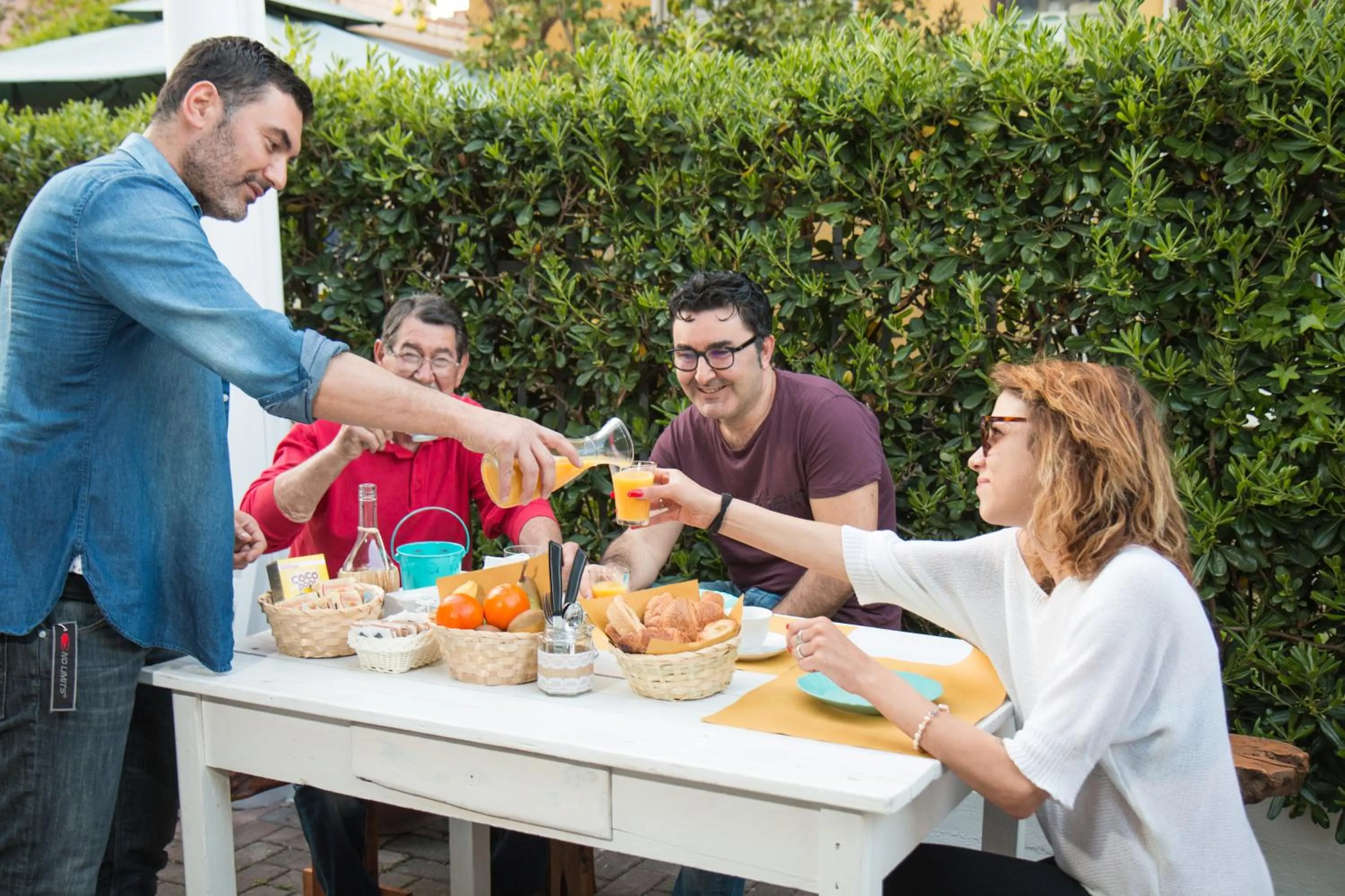 Staff in Hotel Villa Cesare B&B