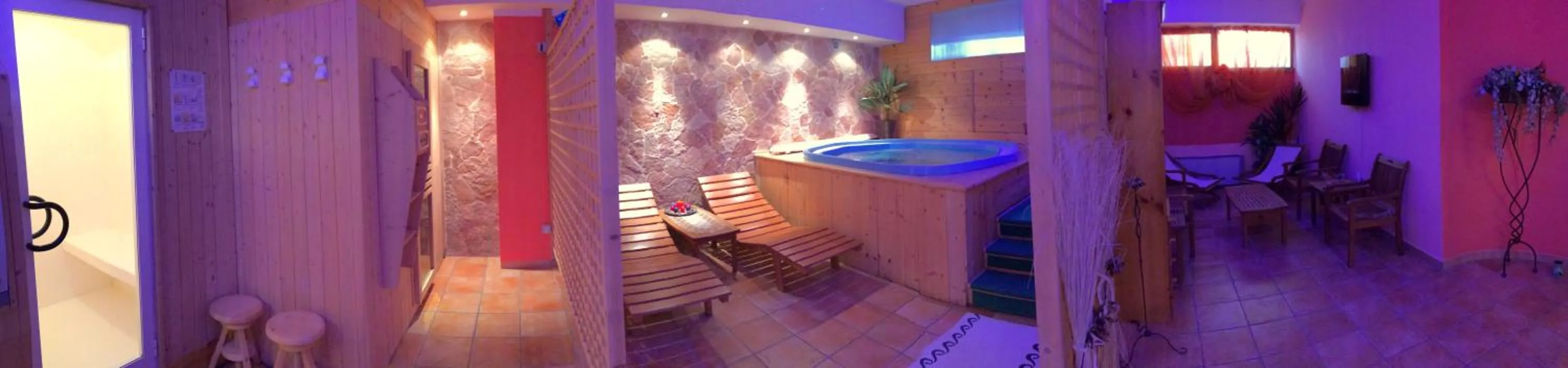 Hot Tub in Alba Sporting Hotel