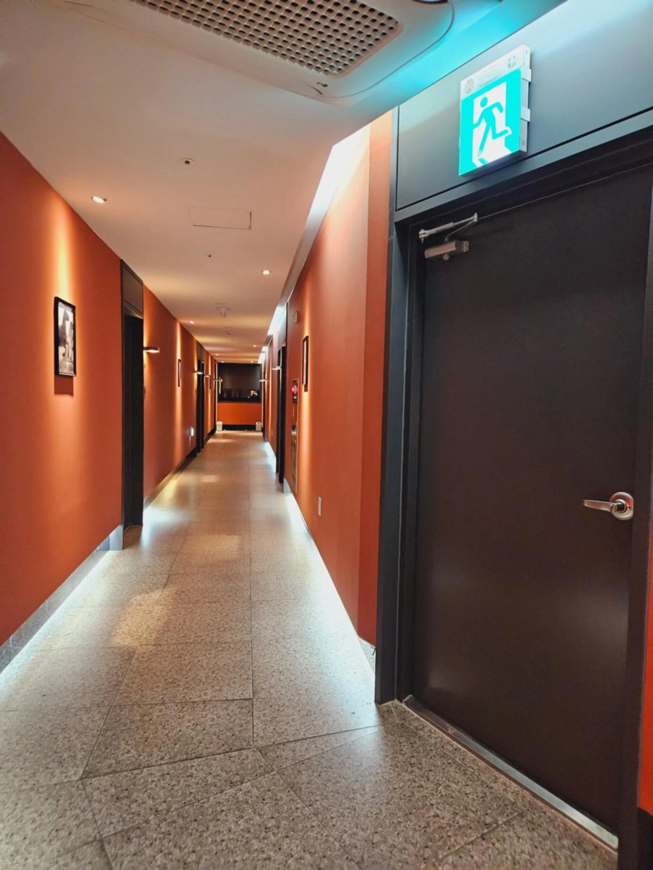 Lobby or reception in Brown Dot Hotel Jinju