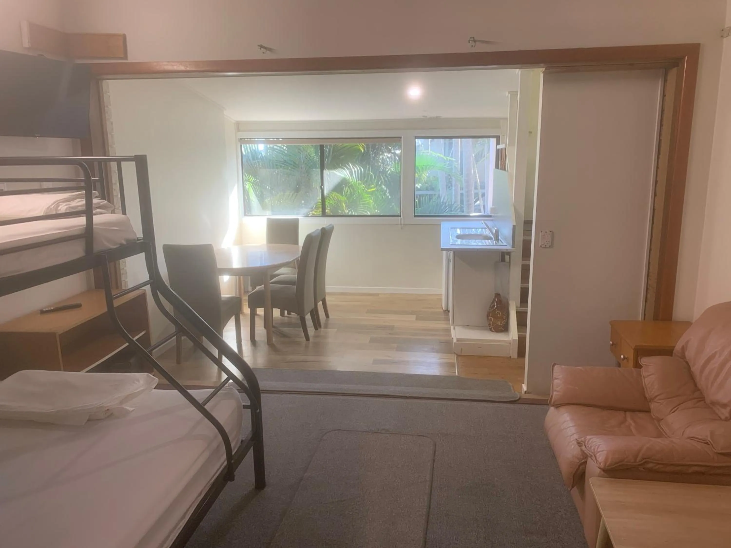 Bed in T's Resort & Motel