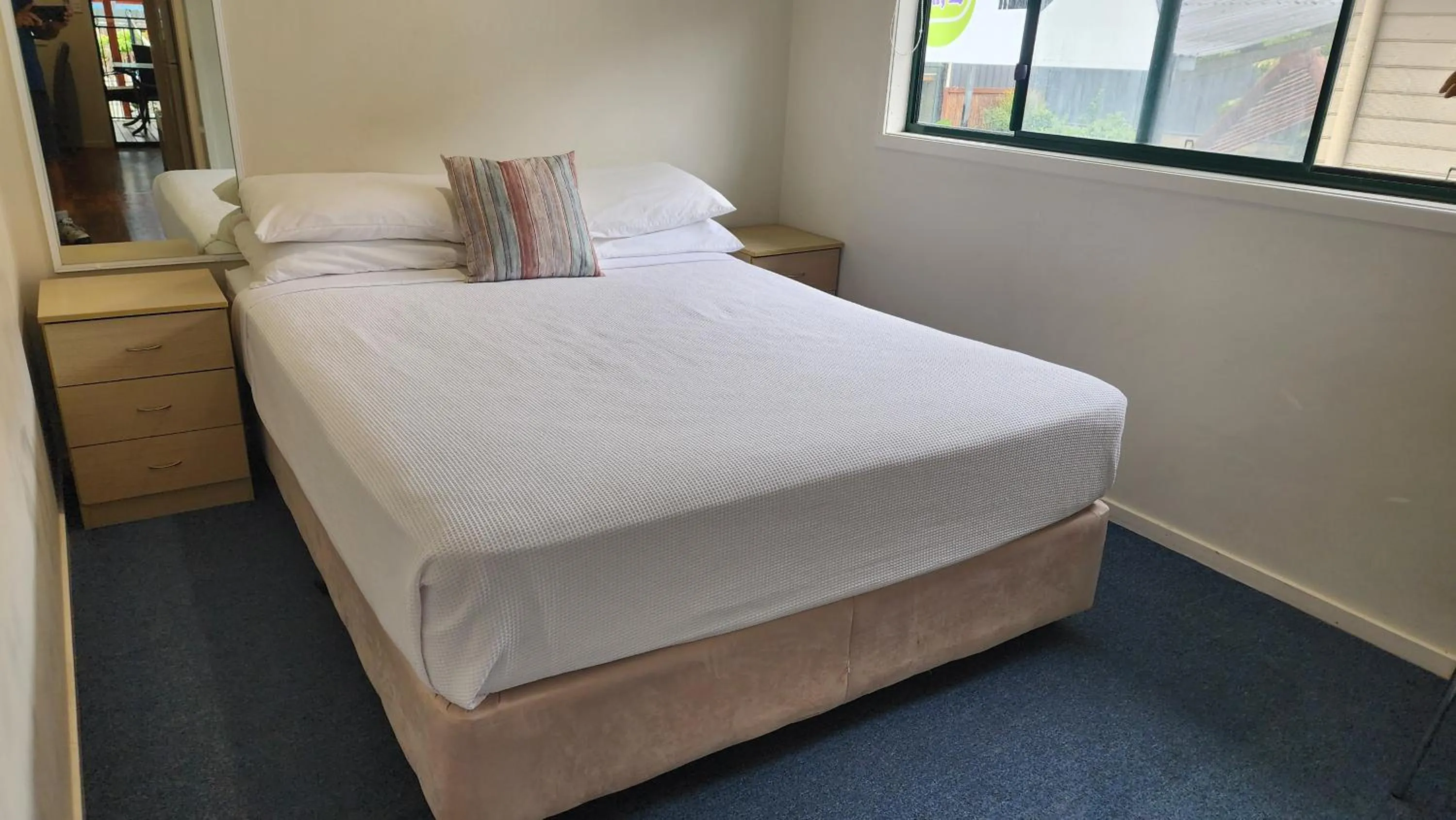 Bed in T's Resort & Motel