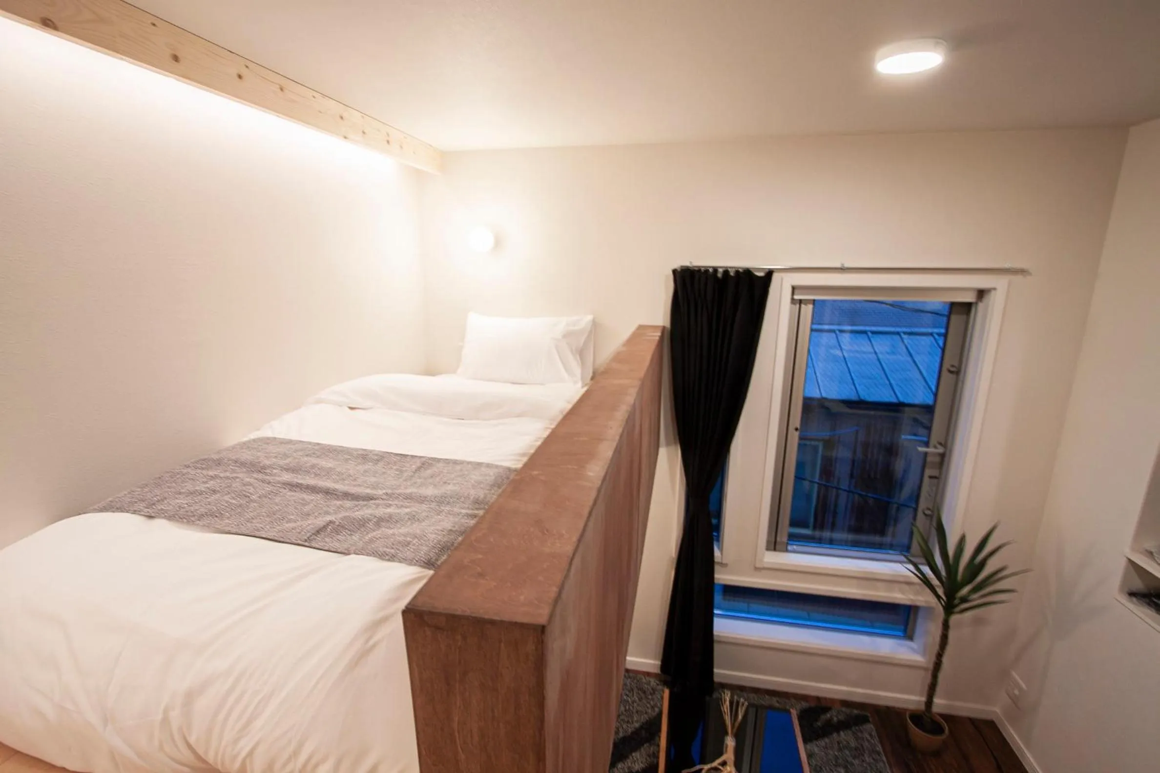 Bed in GRAND CAVE YOKOHAMA