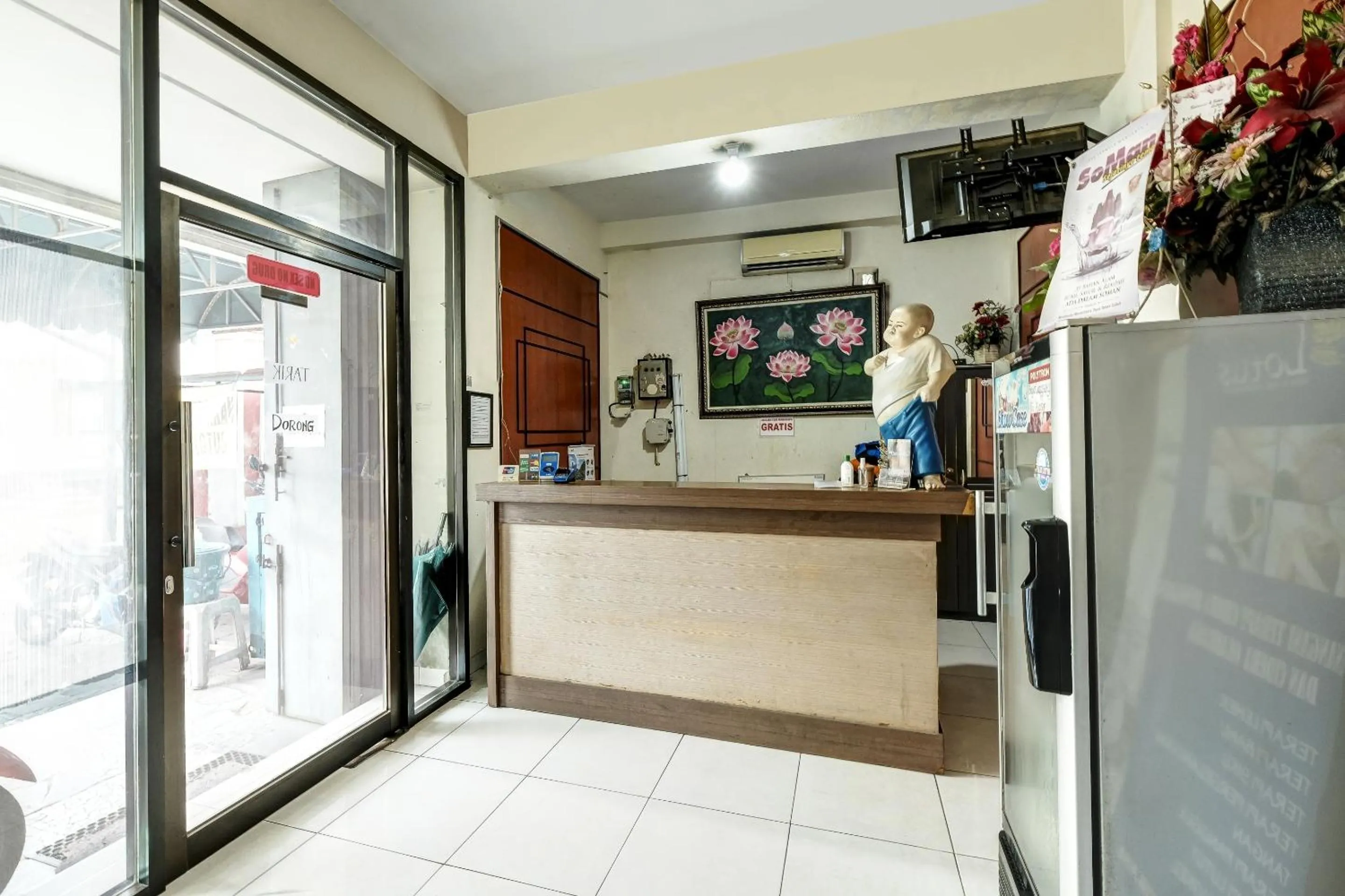 Lobby or reception in OYO 90910 Pondok Tamsis