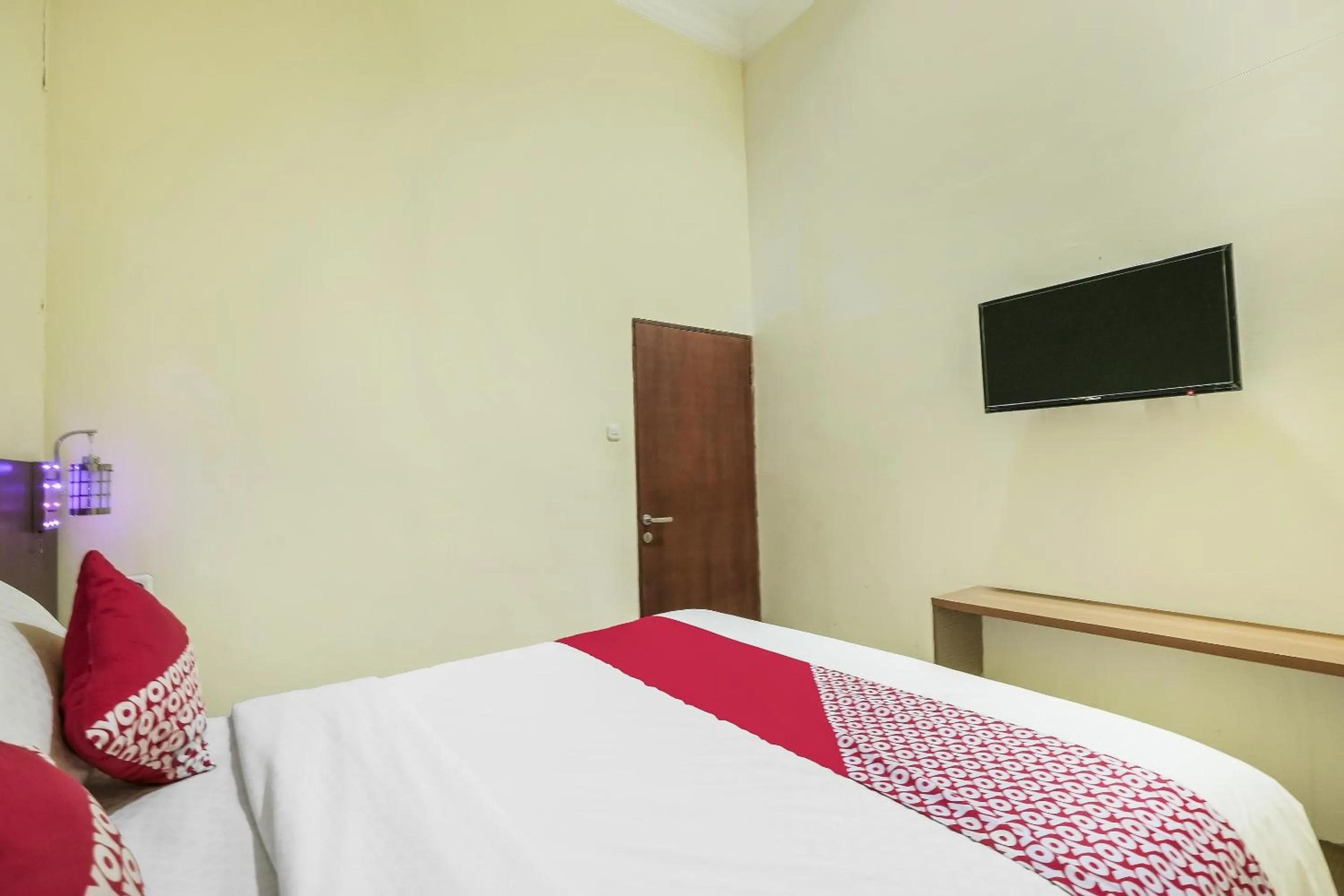 Bedroom, Bed in OYO 90910 Pondok Tamsis