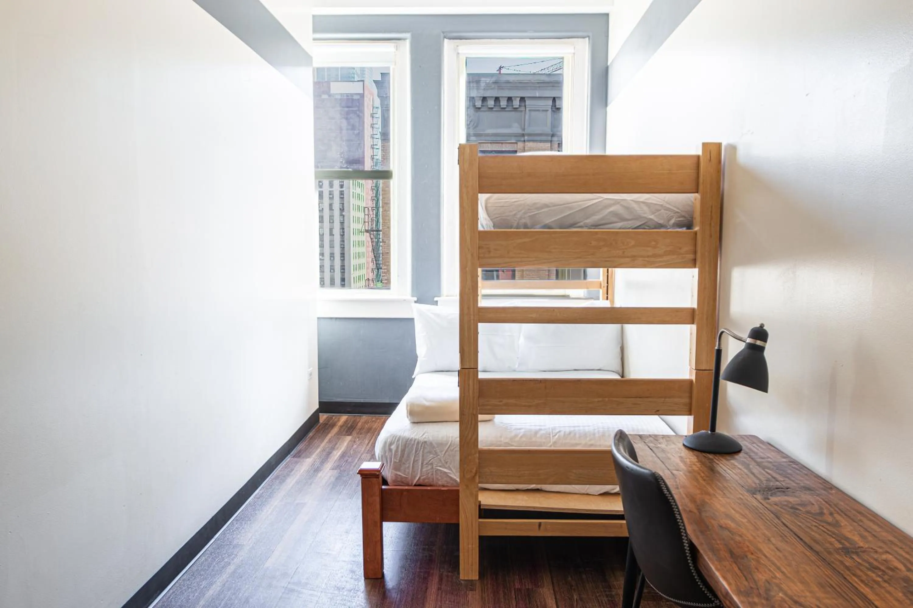 Bed in HI Chicago Hostel