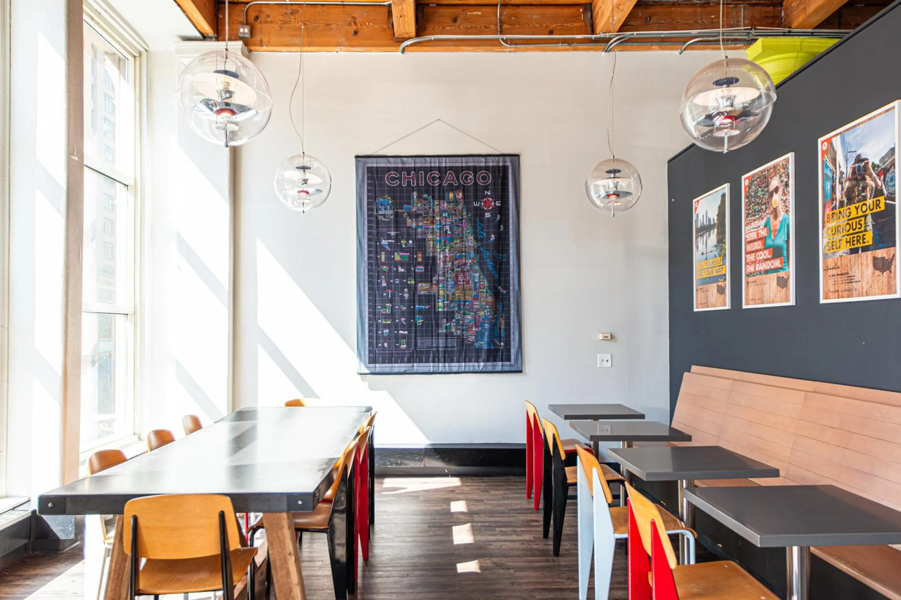 Seating area in HI Chicago Hostel