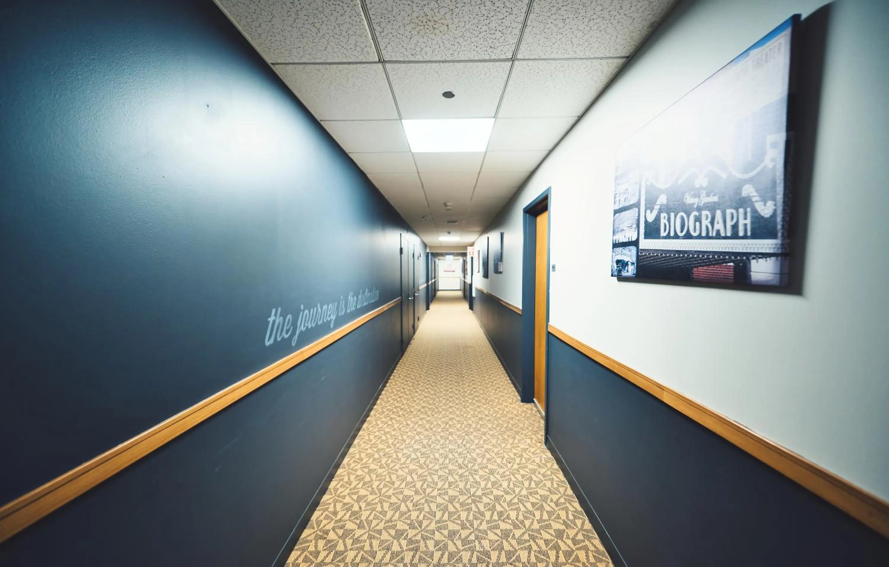 Property building in HI Chicago Hostel