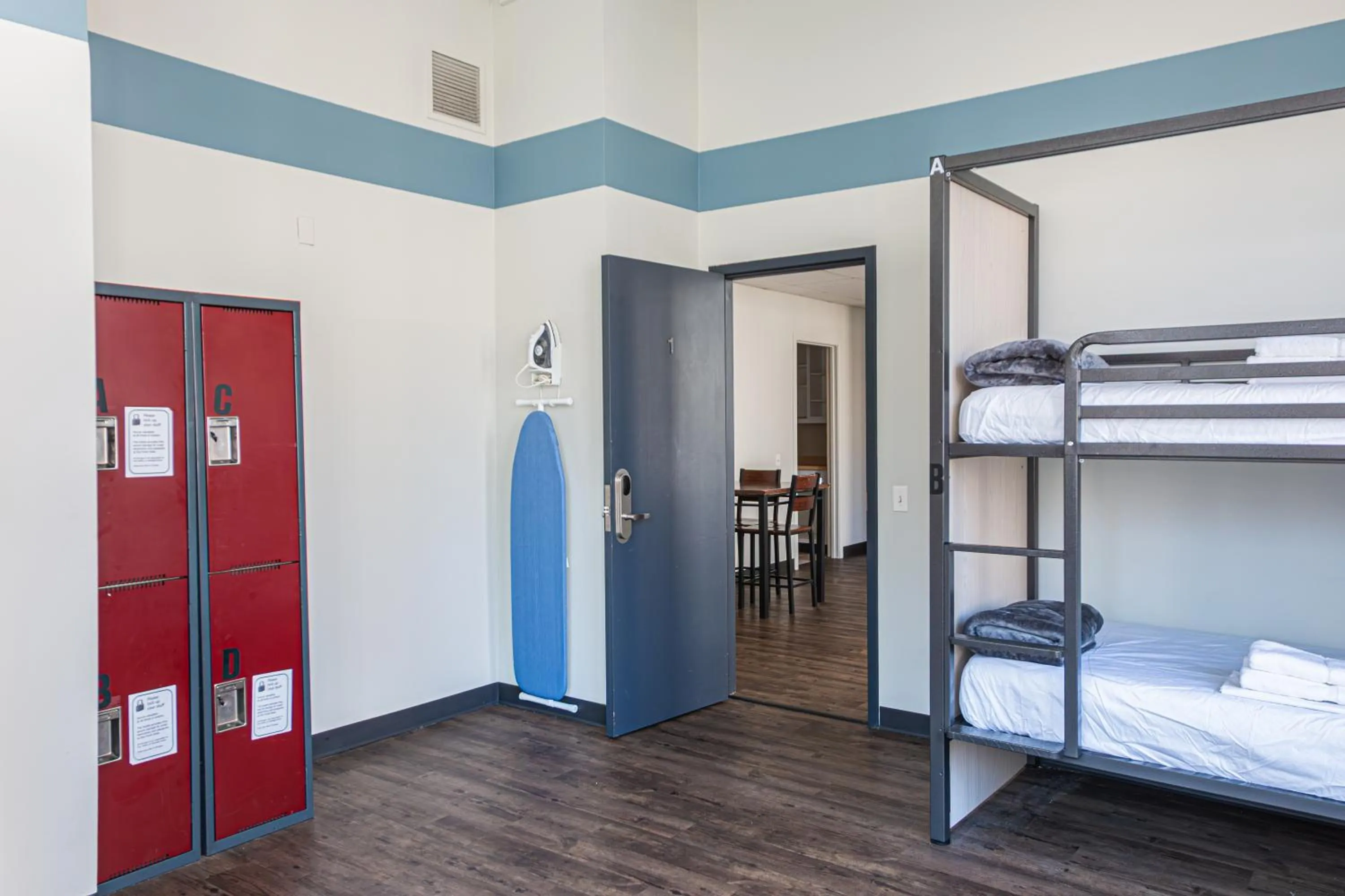 Bed in HI Chicago Hostel