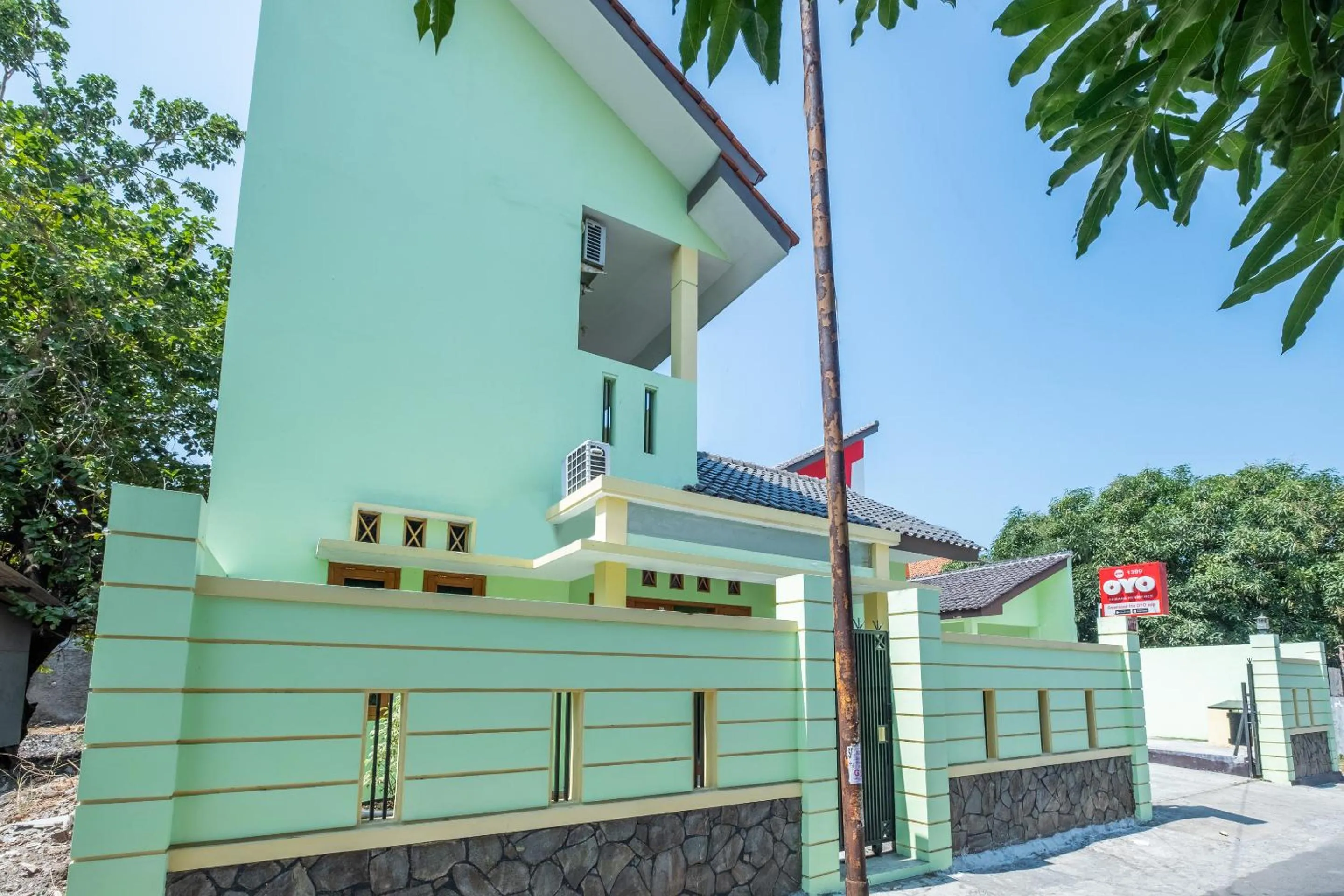 Property building in OYO 1399 Cemara Residence Syariah