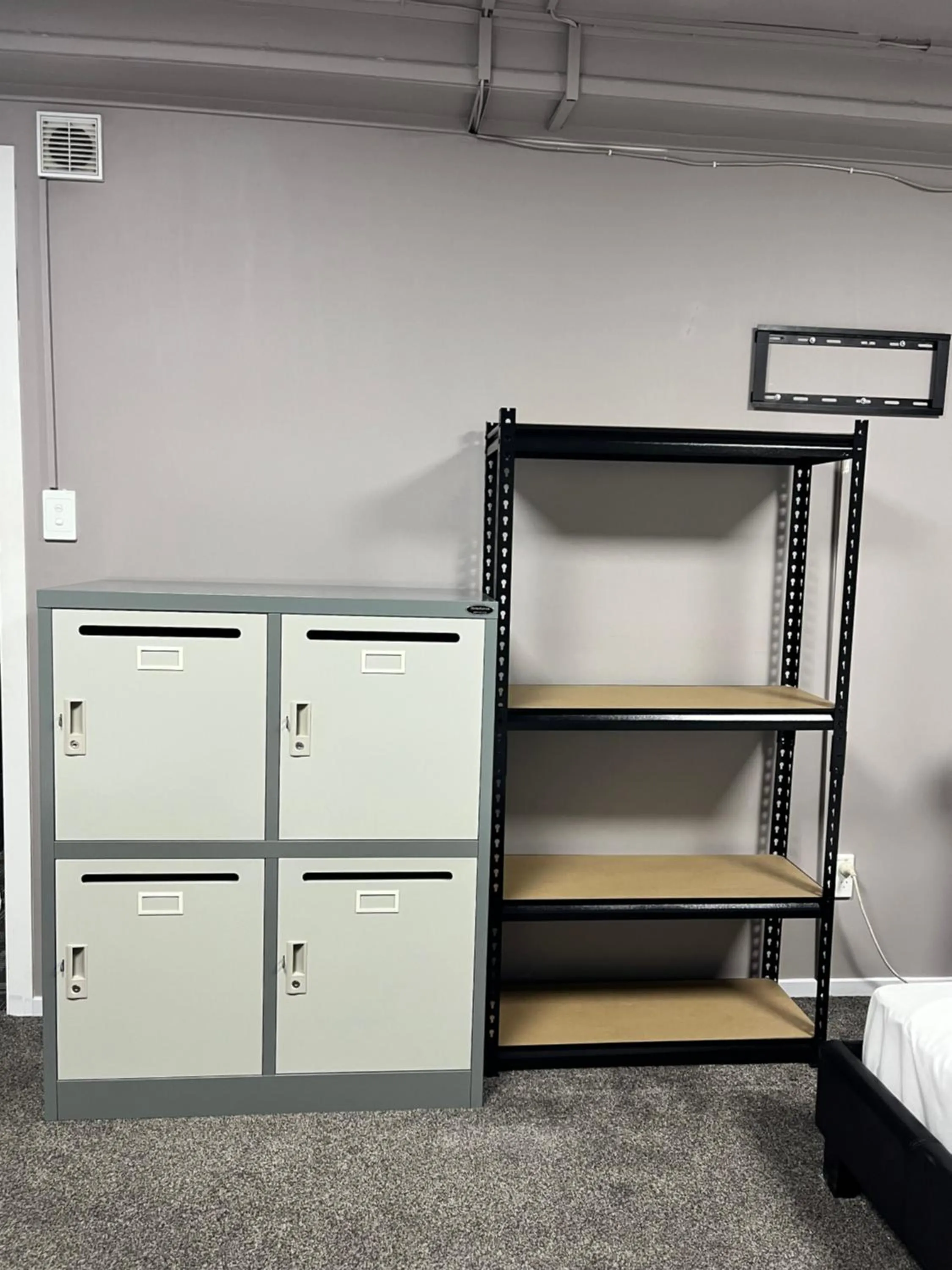 microwave in HIT Hostel