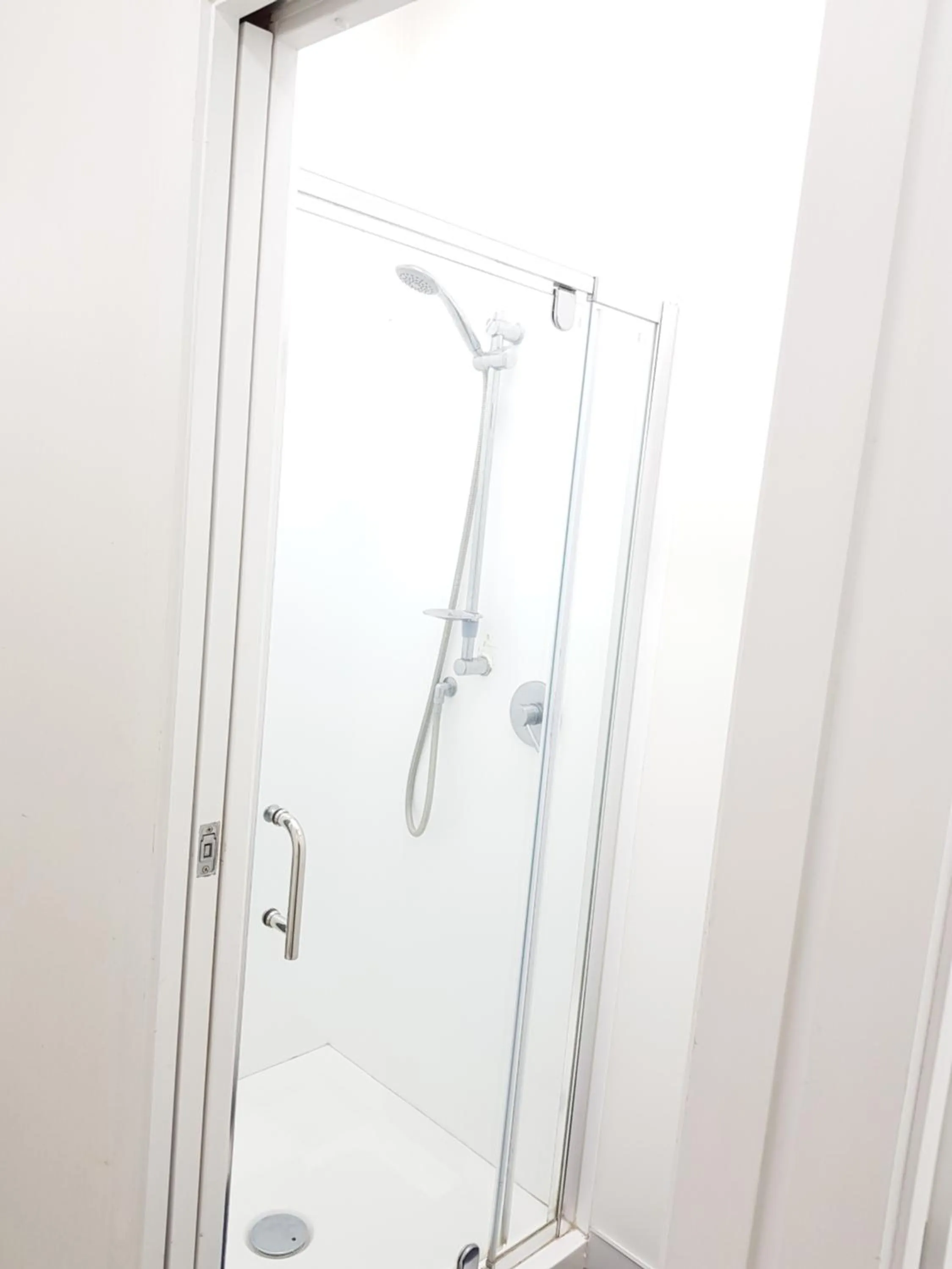 Bathroom in HIT Hostel