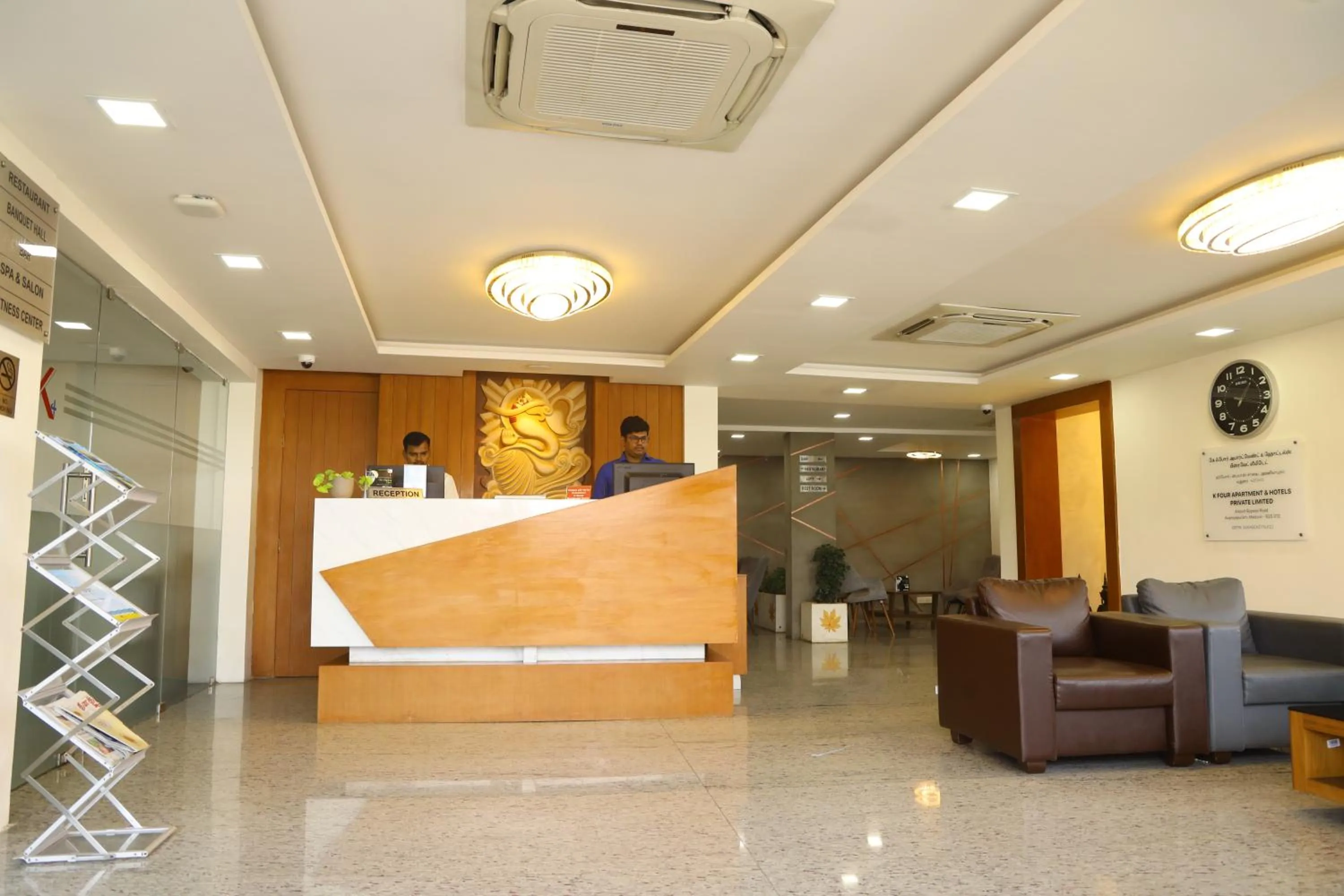 Lobby or reception in Kfour Apartment & Hotels Private Limited