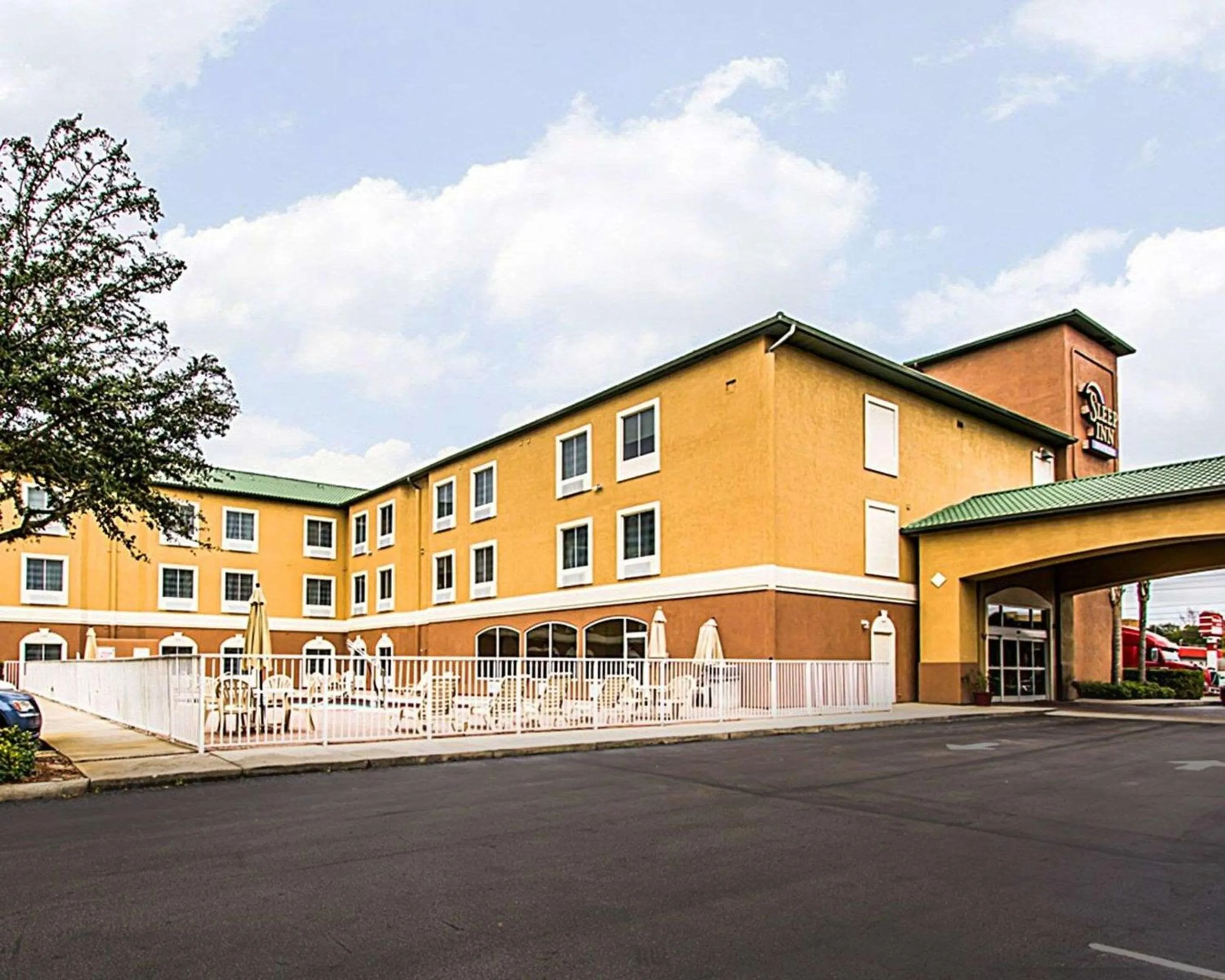 Property building in Sleep Inn & Suites Orlando International Airport