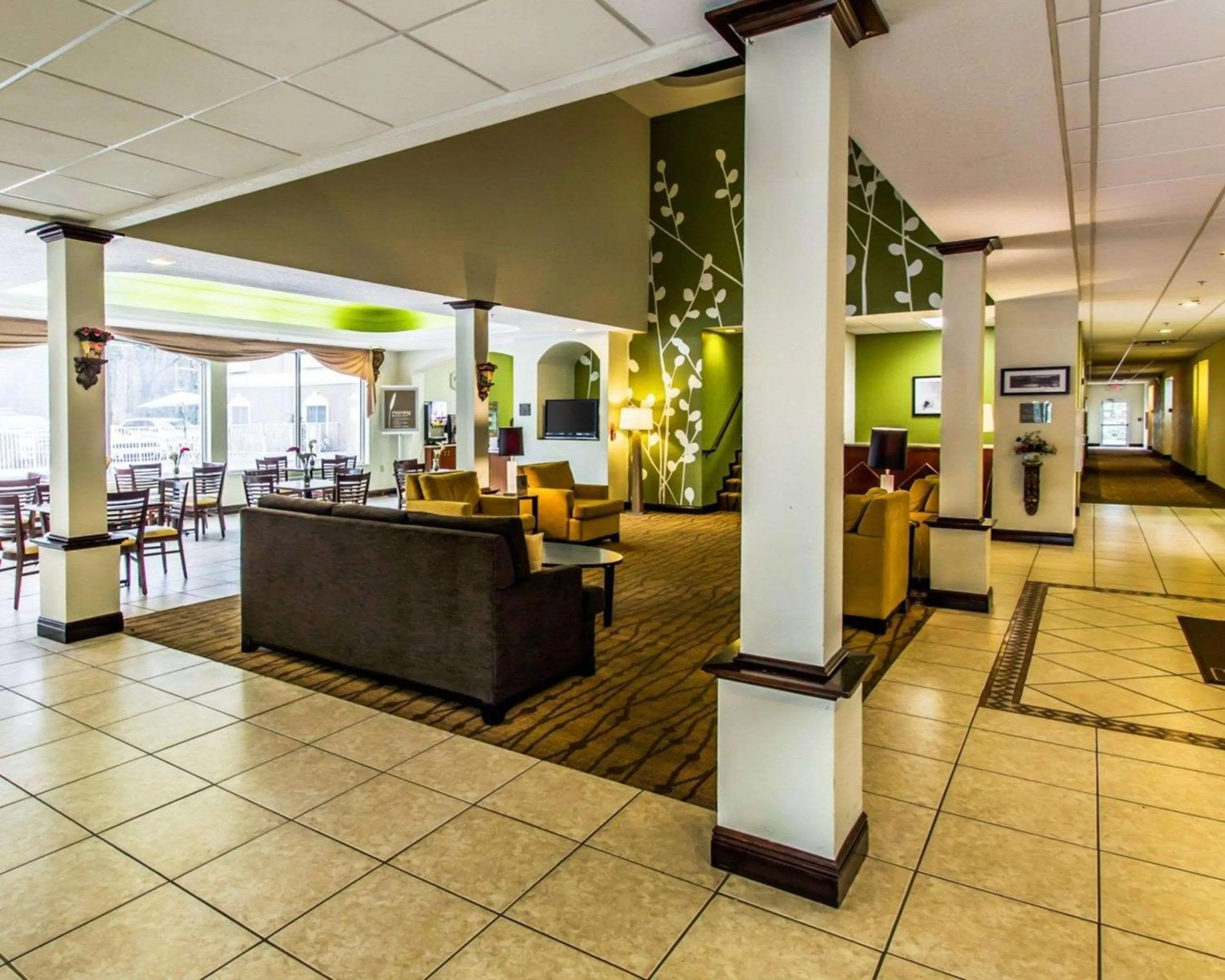 Lobby or reception in Sleep Inn & Suites Orlando International Airport