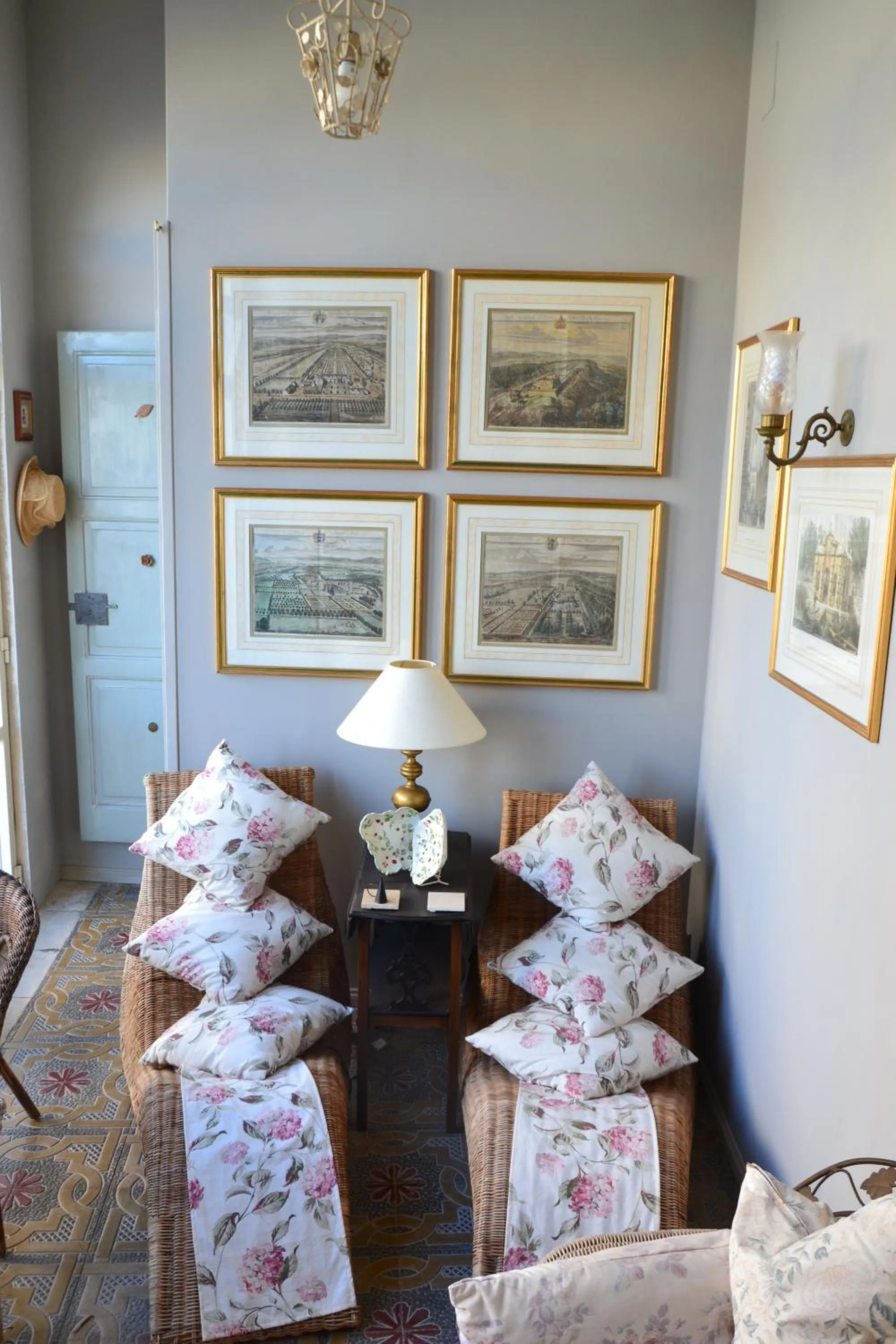 Library in Palazzo Muro Leccese Relais de Charme & Wellness