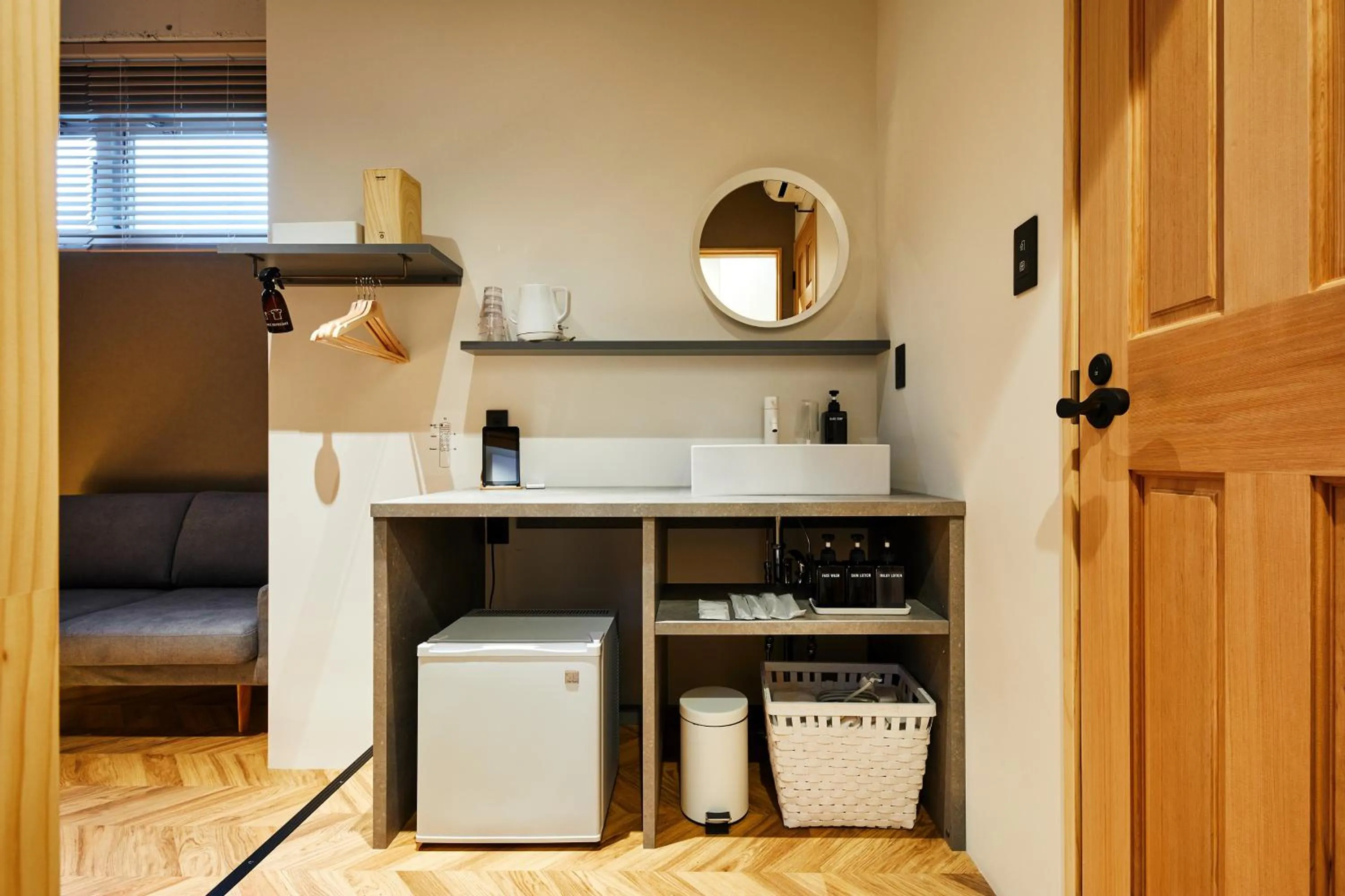 Other in mizuka Daimyo 6 - unmanned hotel -