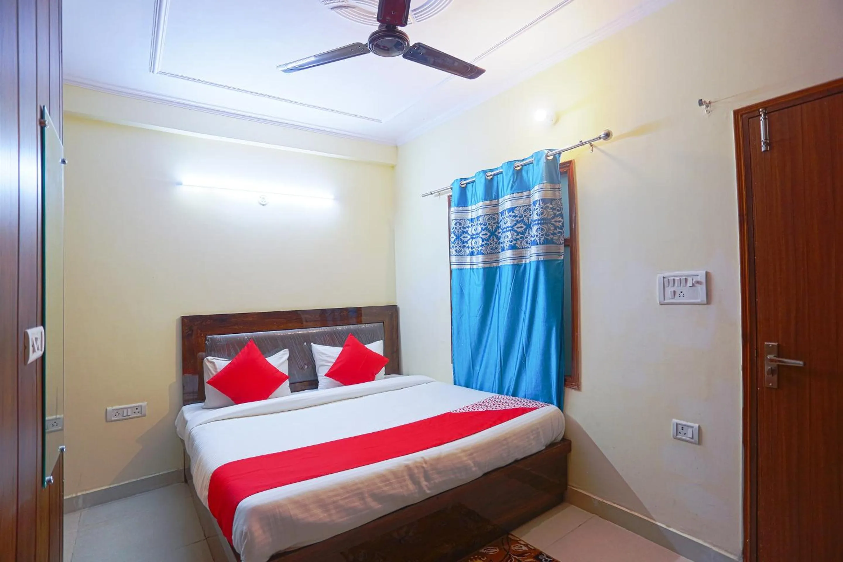 Bedroom, Bed in Hotel O Karan Residency
