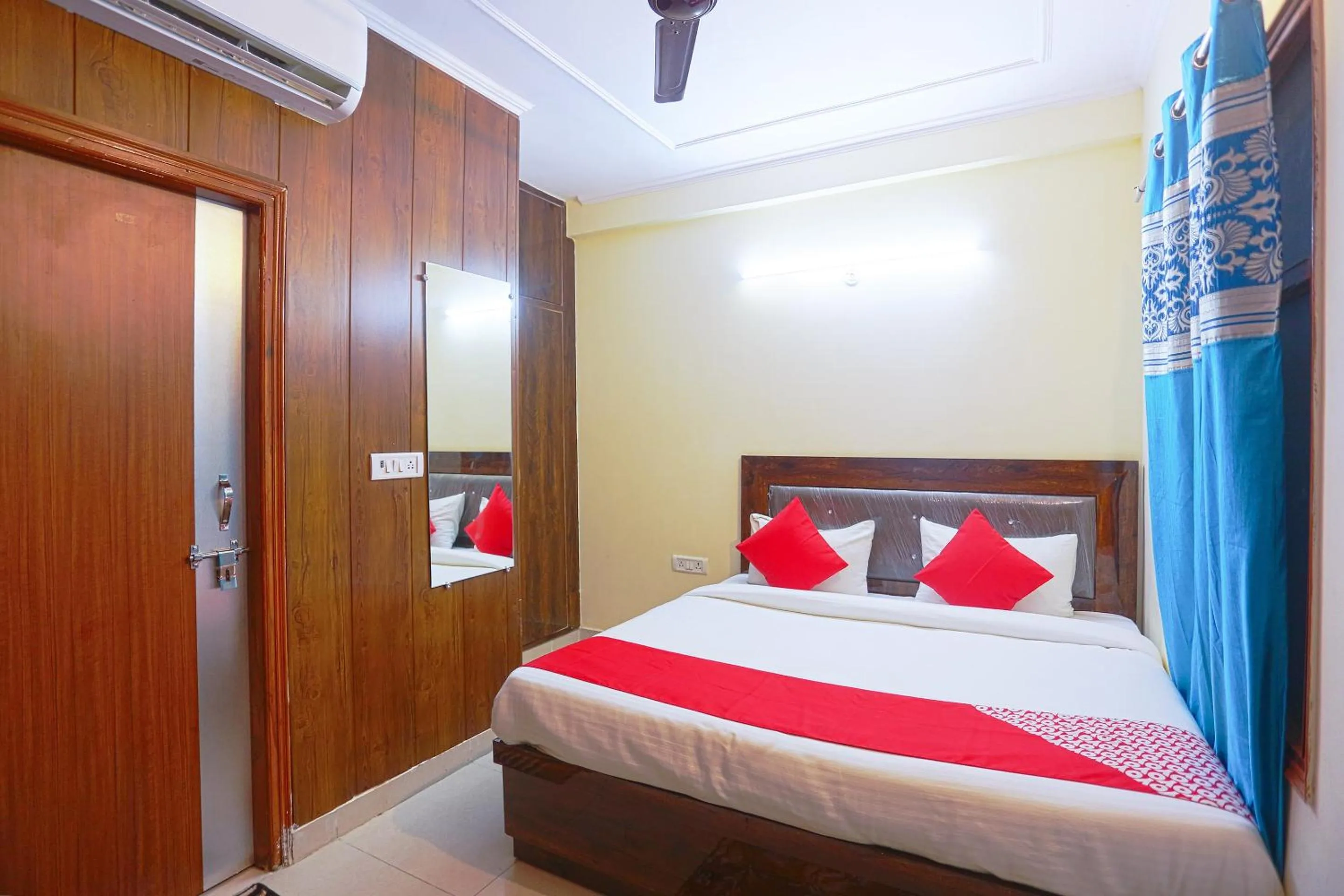 Bedroom, Bed in Hotel O Karan Residency