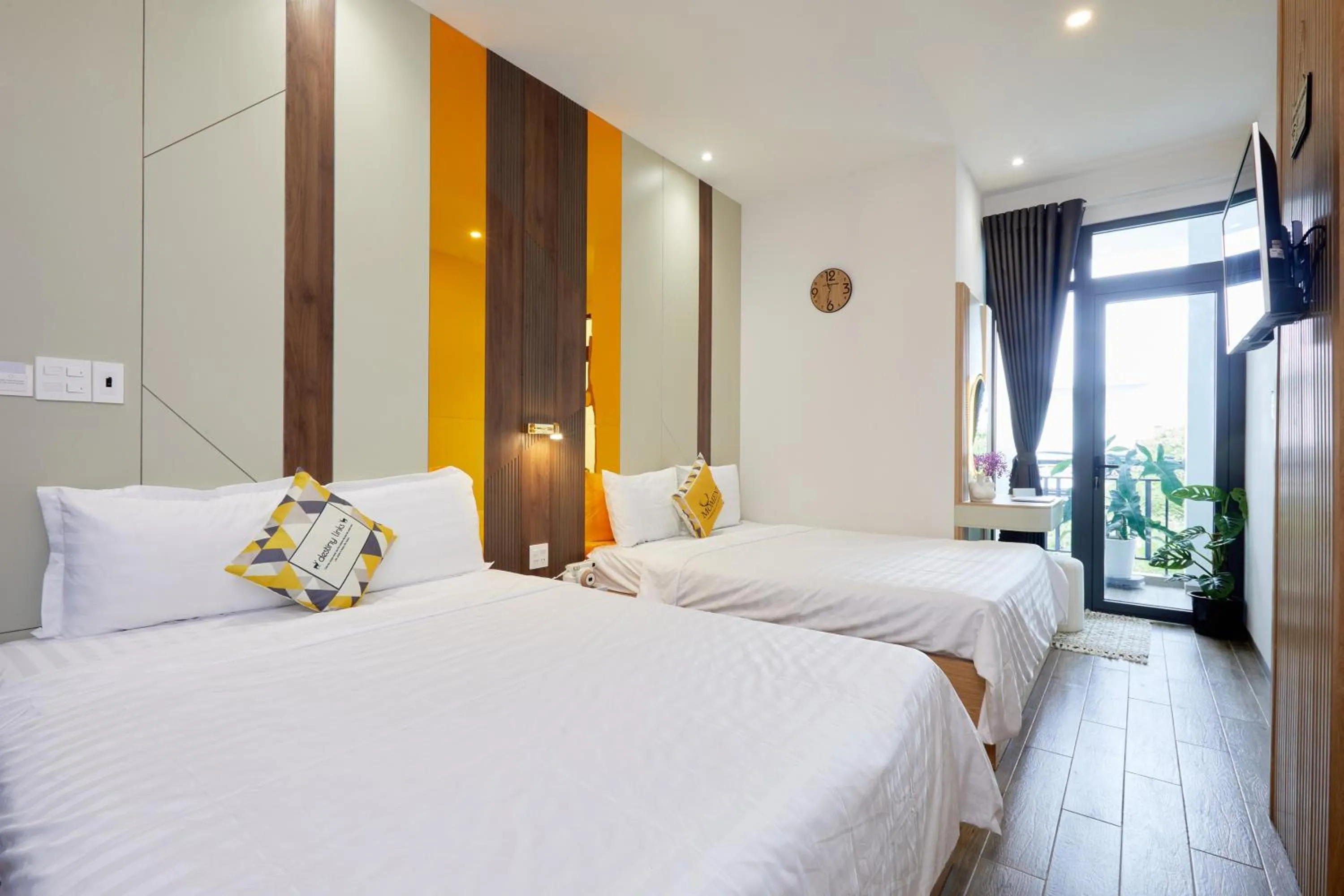 Bed in Lux Quy Nhon Homestay