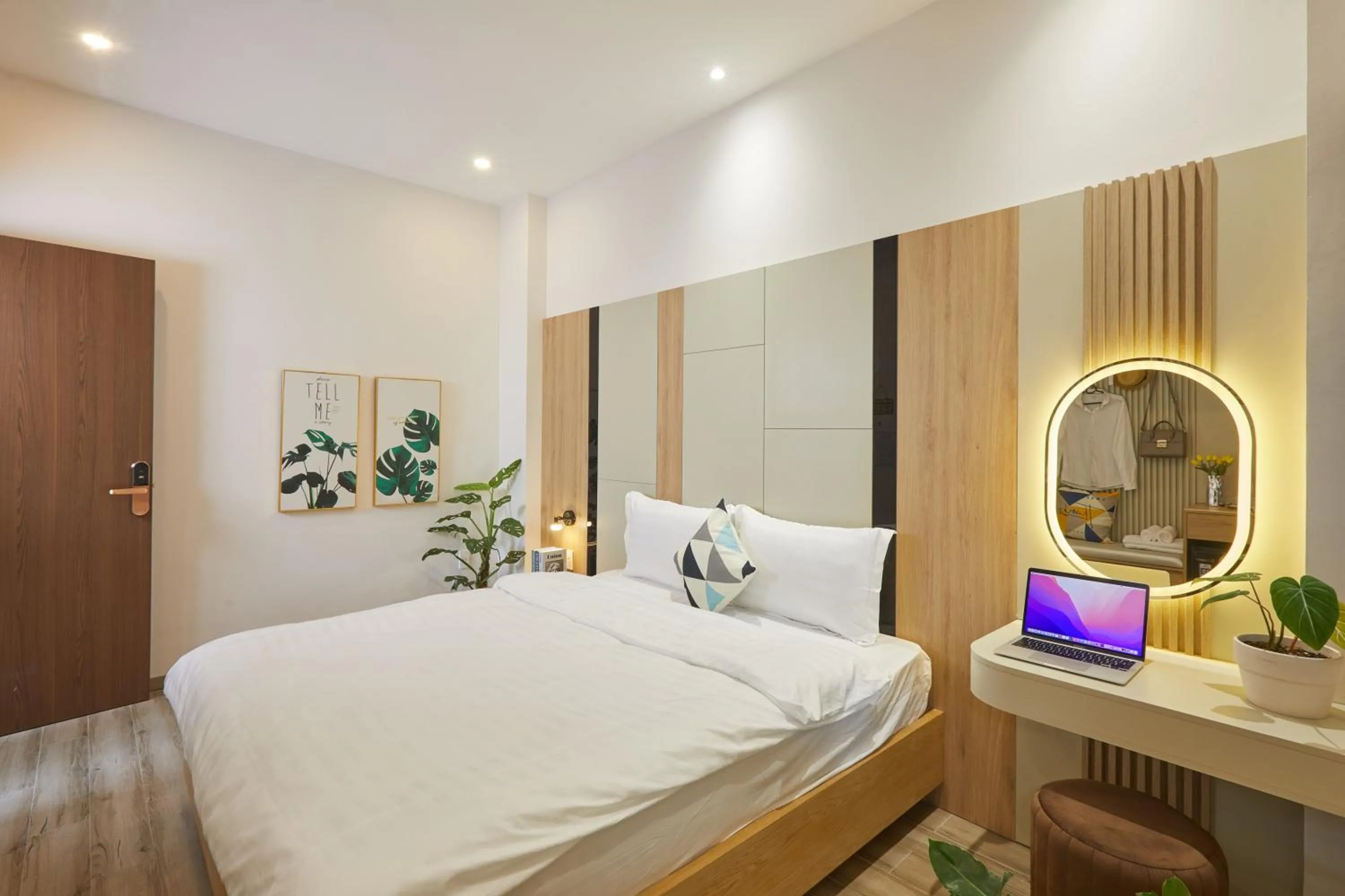 Bed in Lux Quy Nhon Homestay