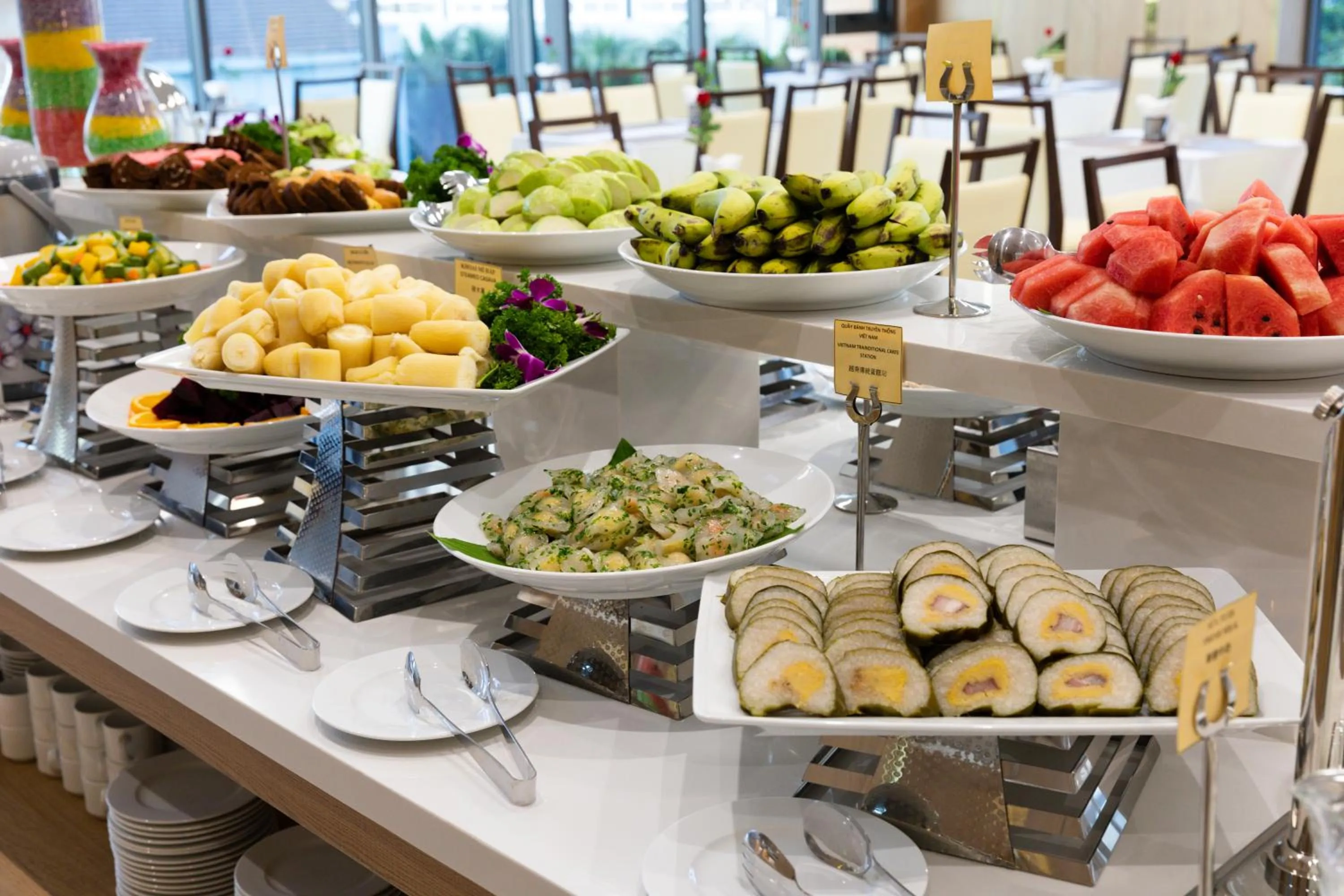 Restaurant/places to eat in Senia Hotel Nha Trang