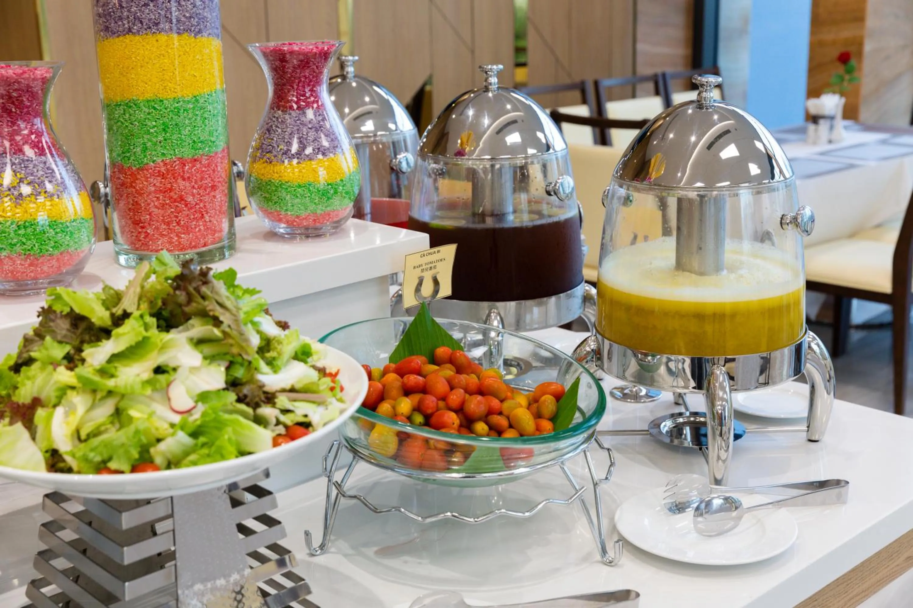 Restaurant/places to eat in Senia Hotel Nha Trang