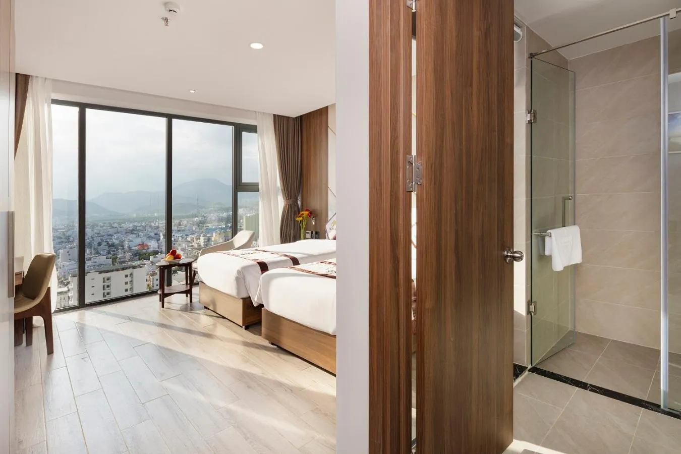City view, Bed in Senia Hotel Nha Trang
