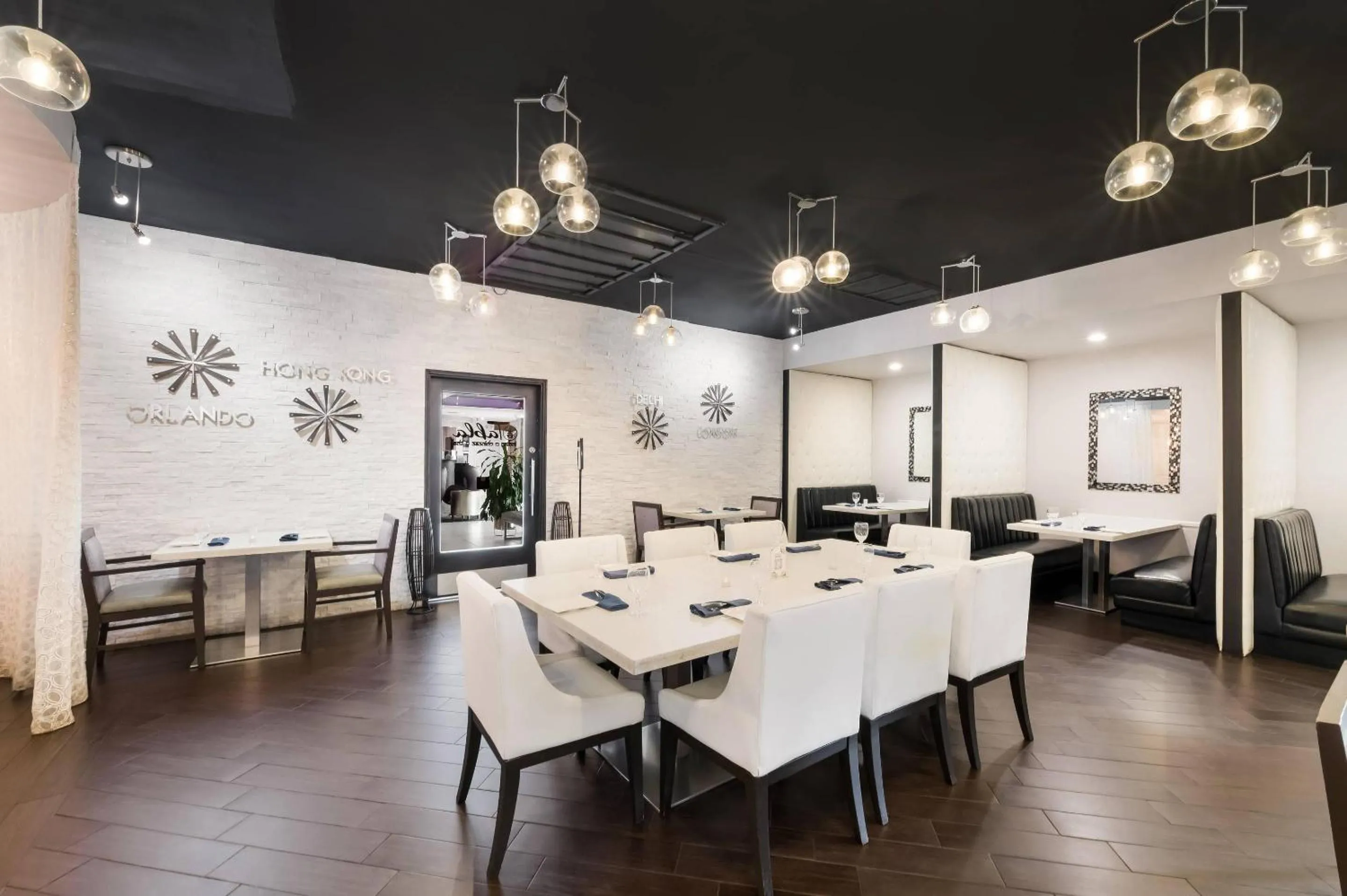 Restaurant/places to eat in Clarion Inn & Suites Across From Universal Orlando Resort