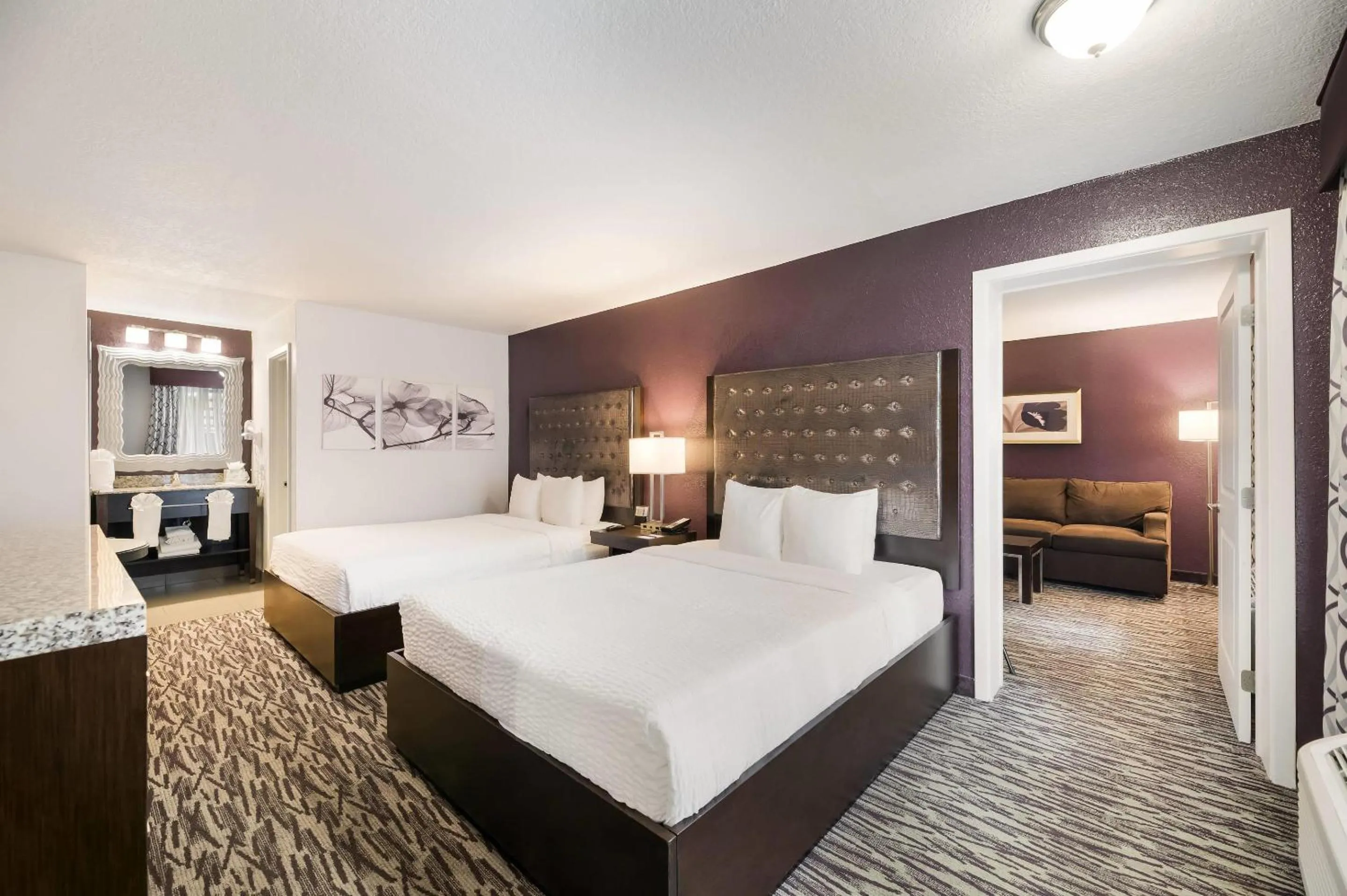 Bedroom, Bed in Clarion Inn & Suites Across From Universal Orlando Resort