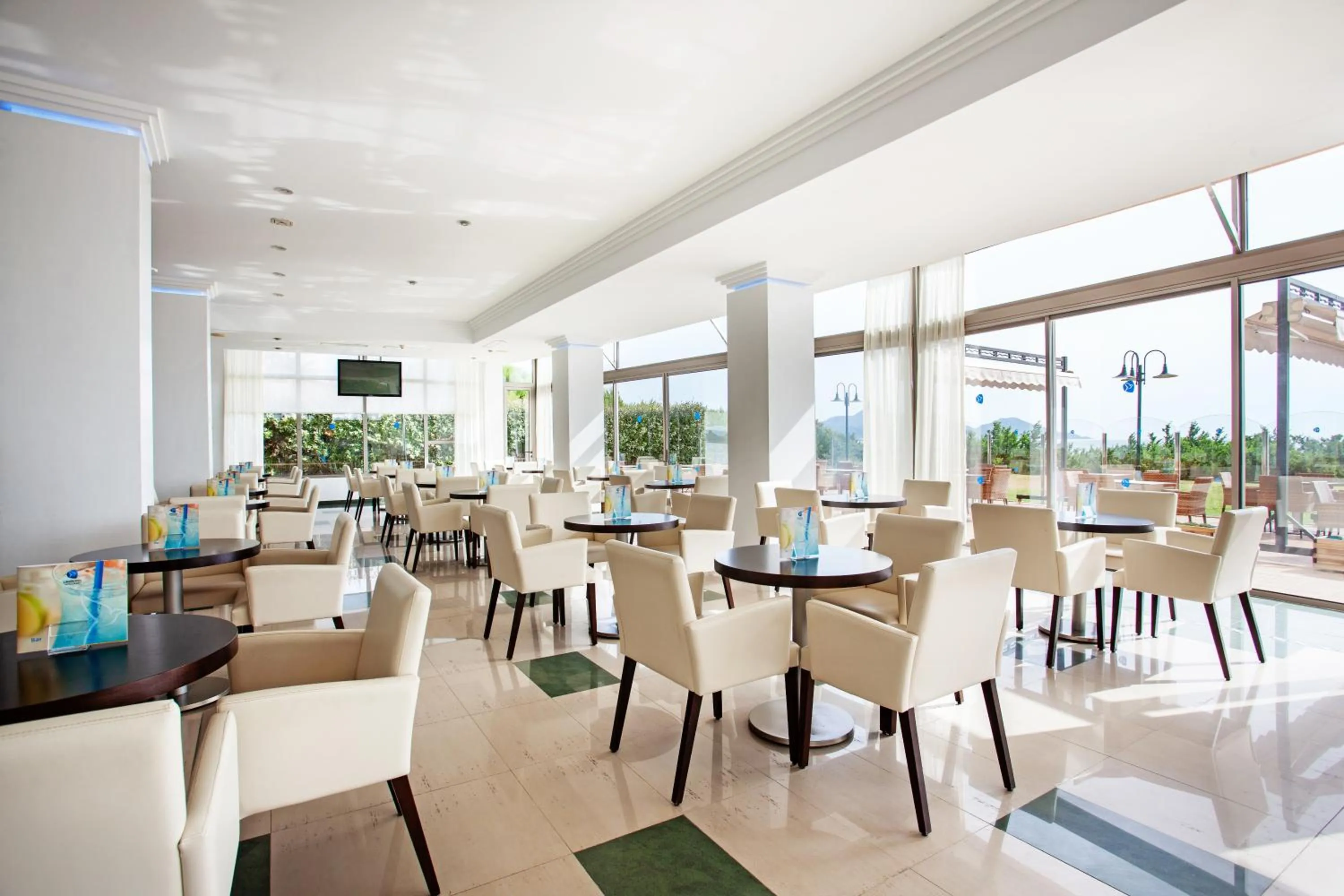 Lounge or bar in Grupotel Natura Playa