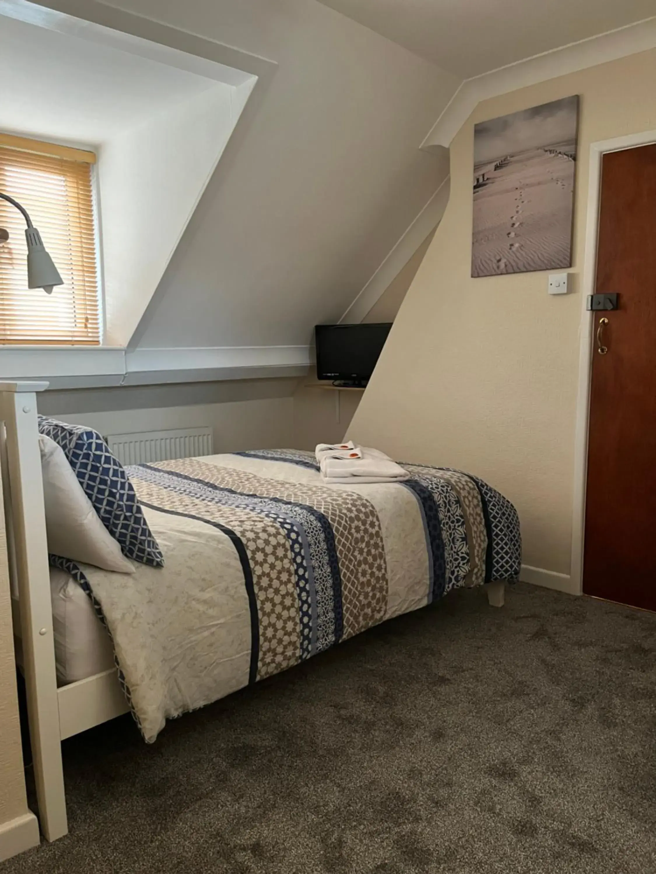Double Room in Cunard Guest House Double Room in Cunard Guest House