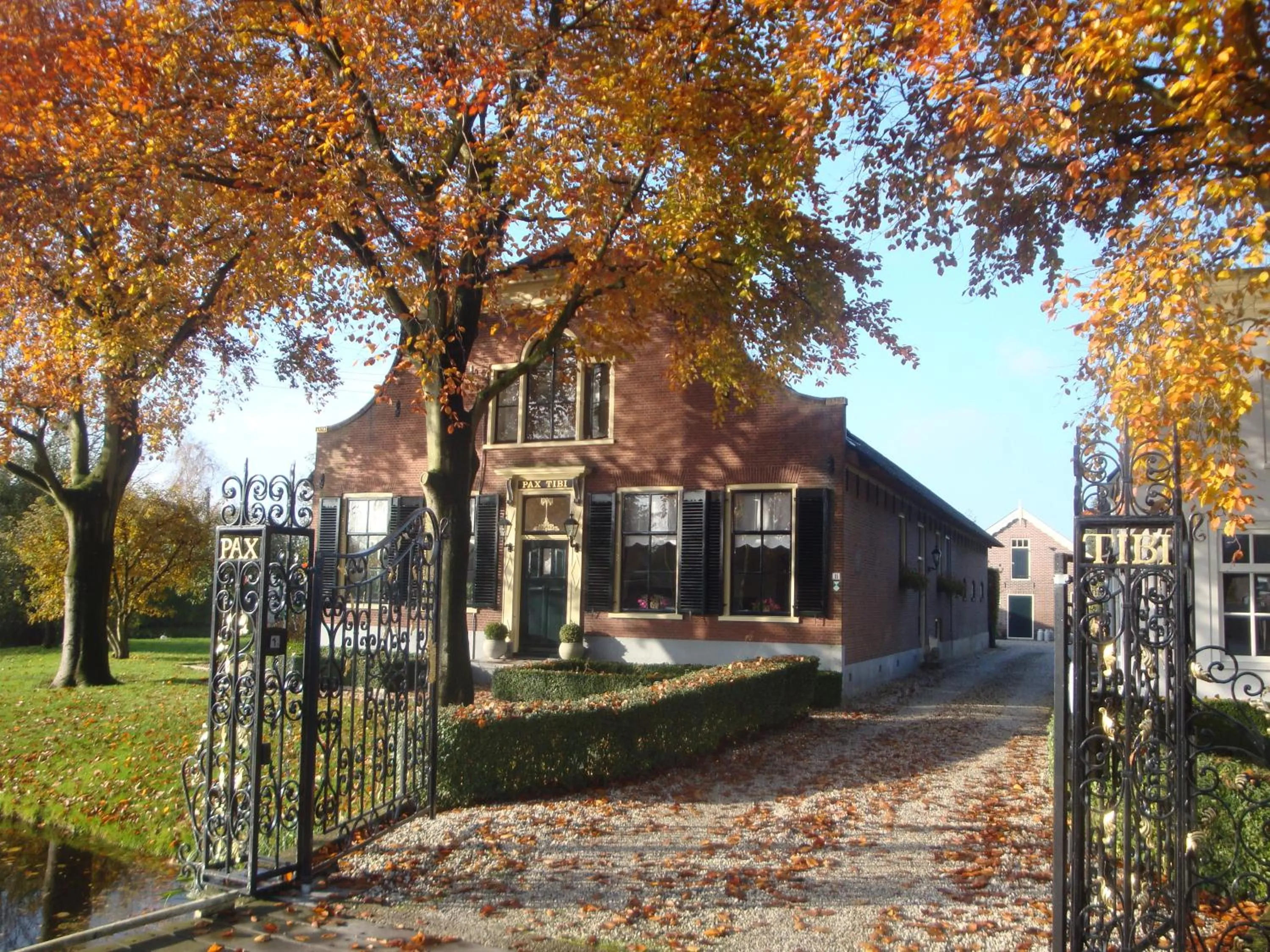 Property building in Bed & Breakfast Pax Tibi