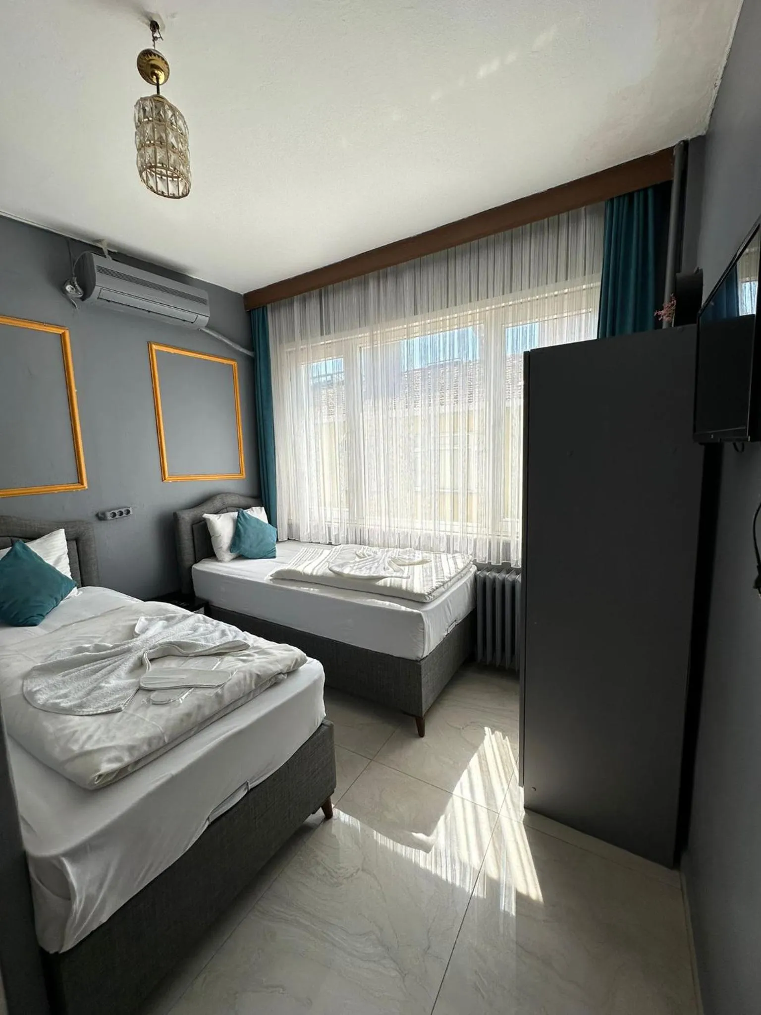 Photo of the whole room, Bed in HİSAR HOTEL