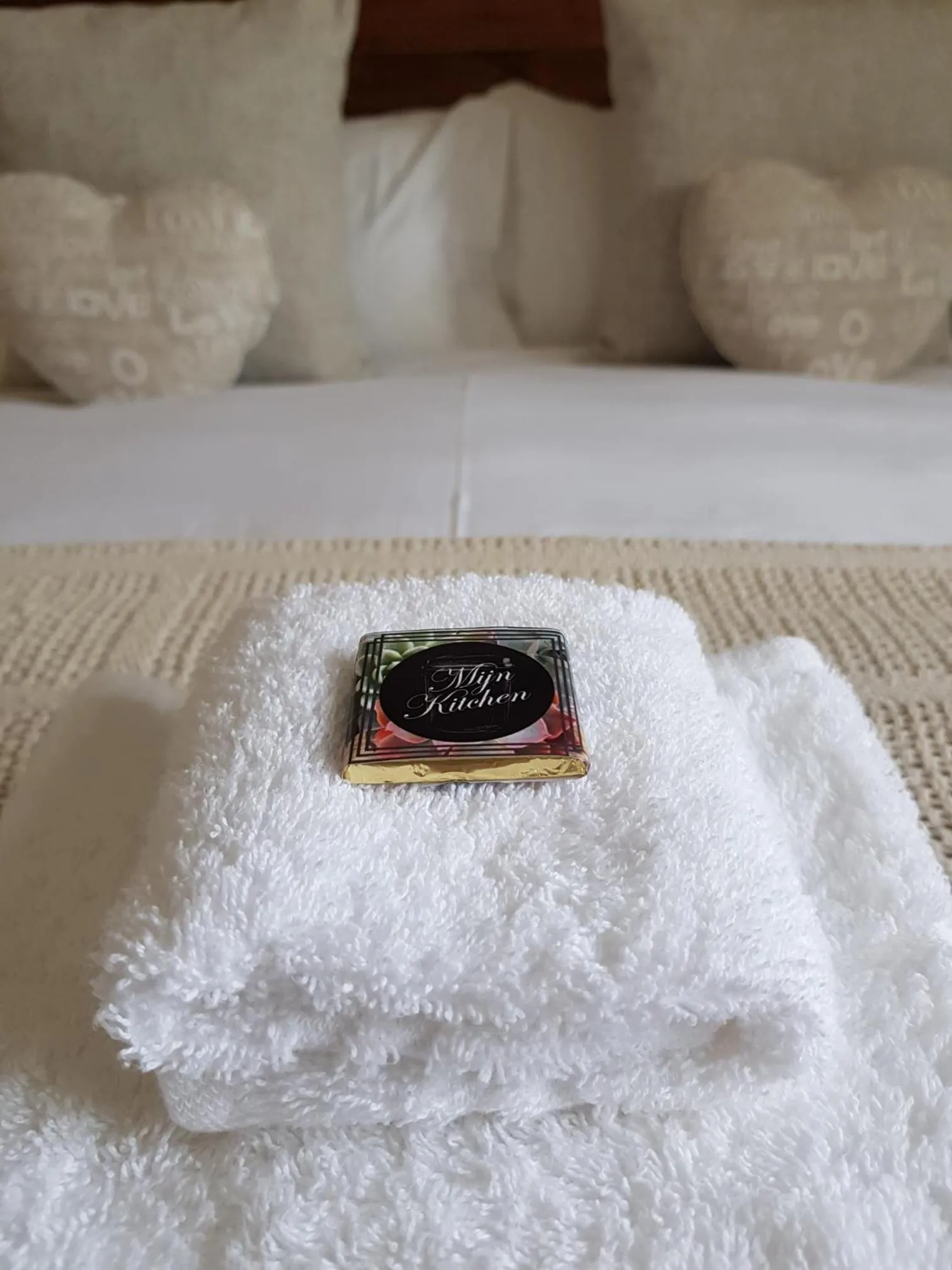 towels, Bed in Mijn Kitchen Coffee Shop and B&B