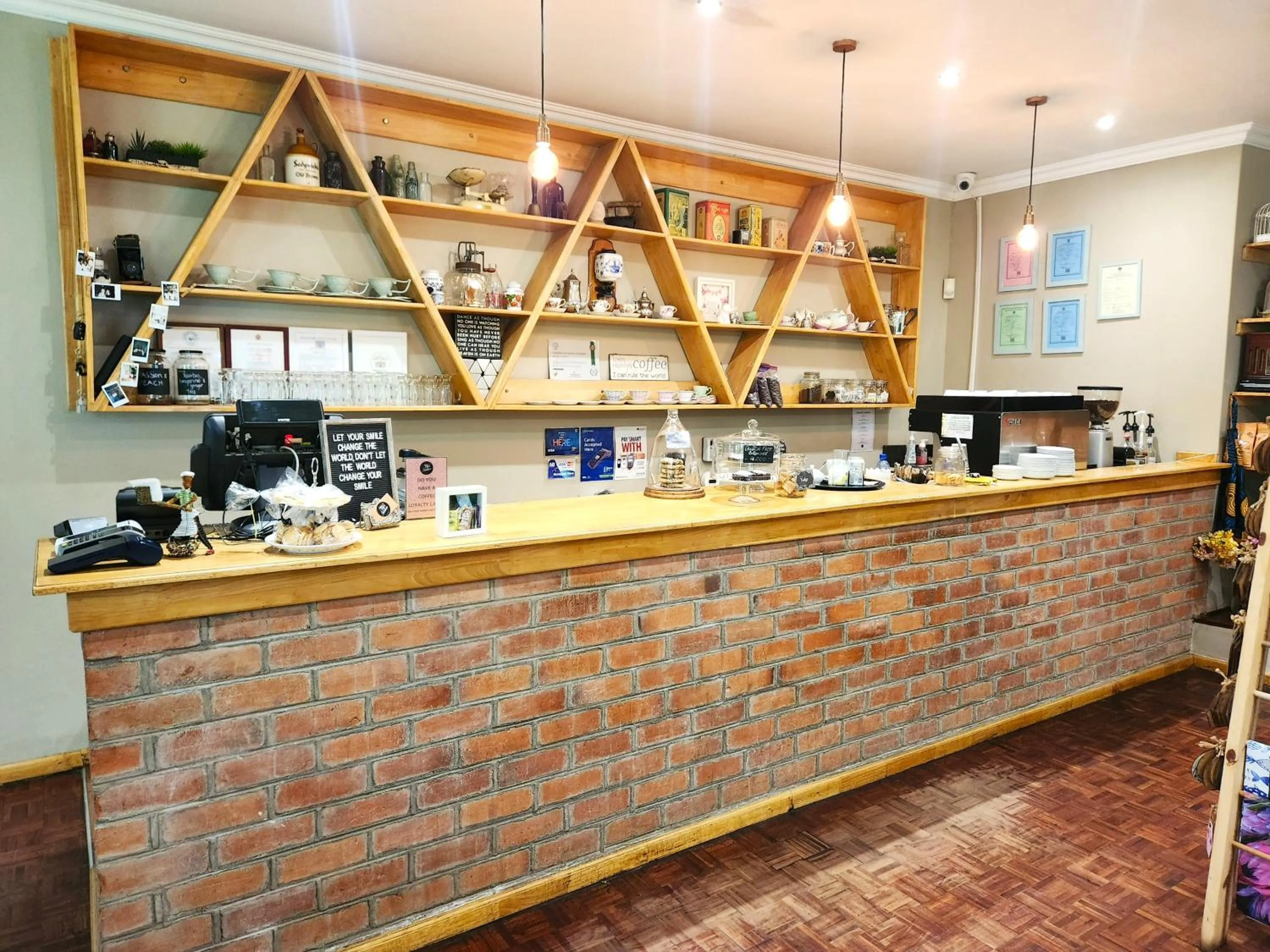 Coffee/tea facilities in Mijn Kitchen Coffee Shop and B&B